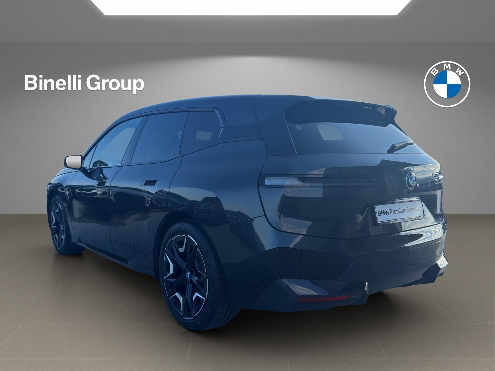 BMW iX M60-image-14