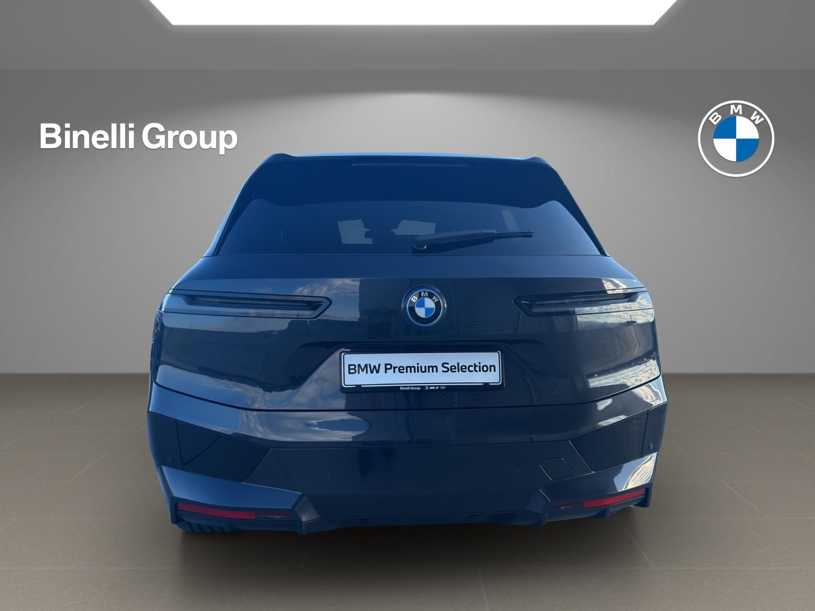 BMW iX M60-image-15