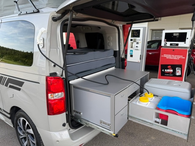 CITROEN Spacetourer Camper 2.0 BlueHDi Club EAT8-image-13