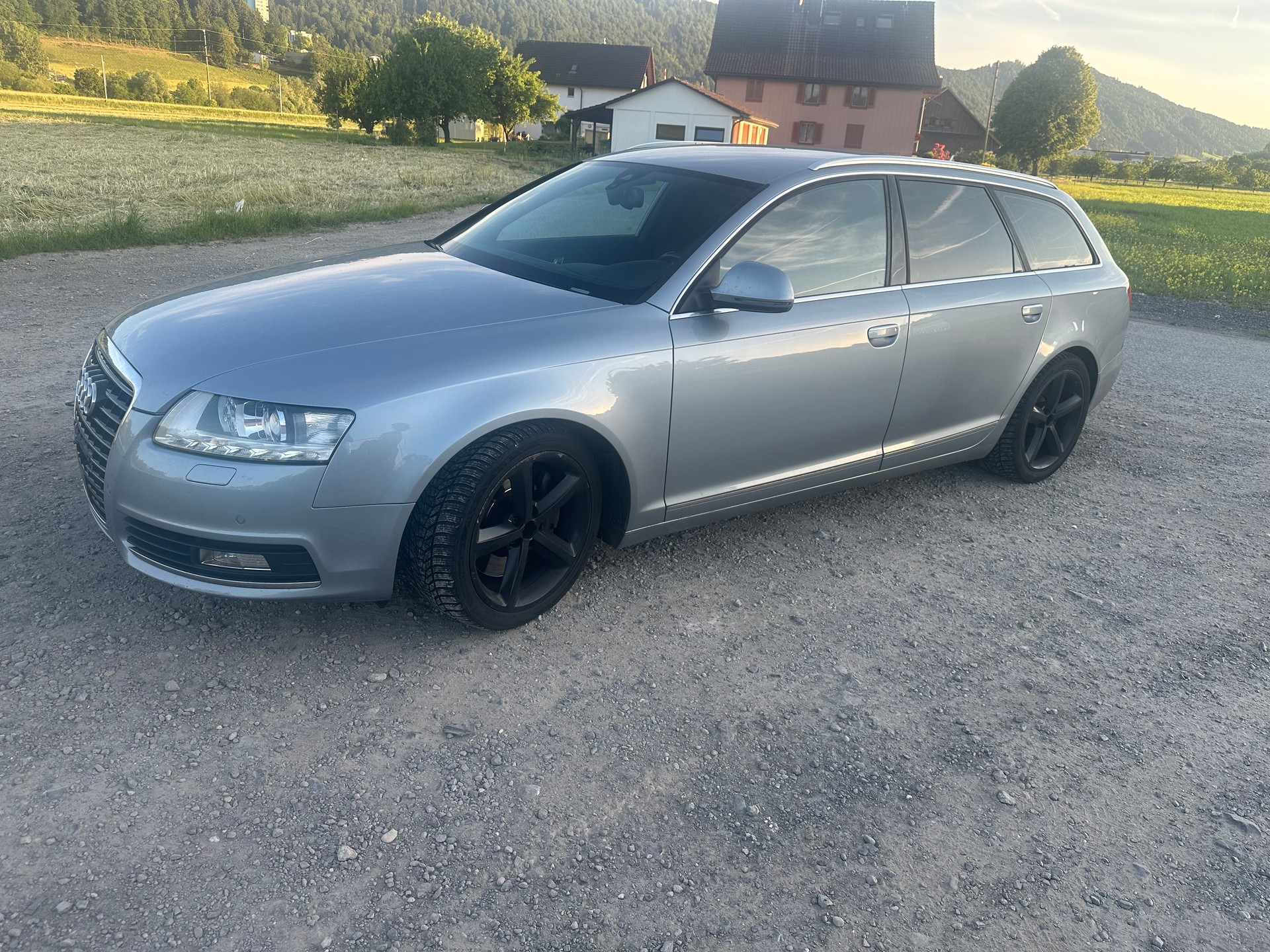 AUDI A6 Avant 3.0 V6 TDI quattro tiptronic-image-14