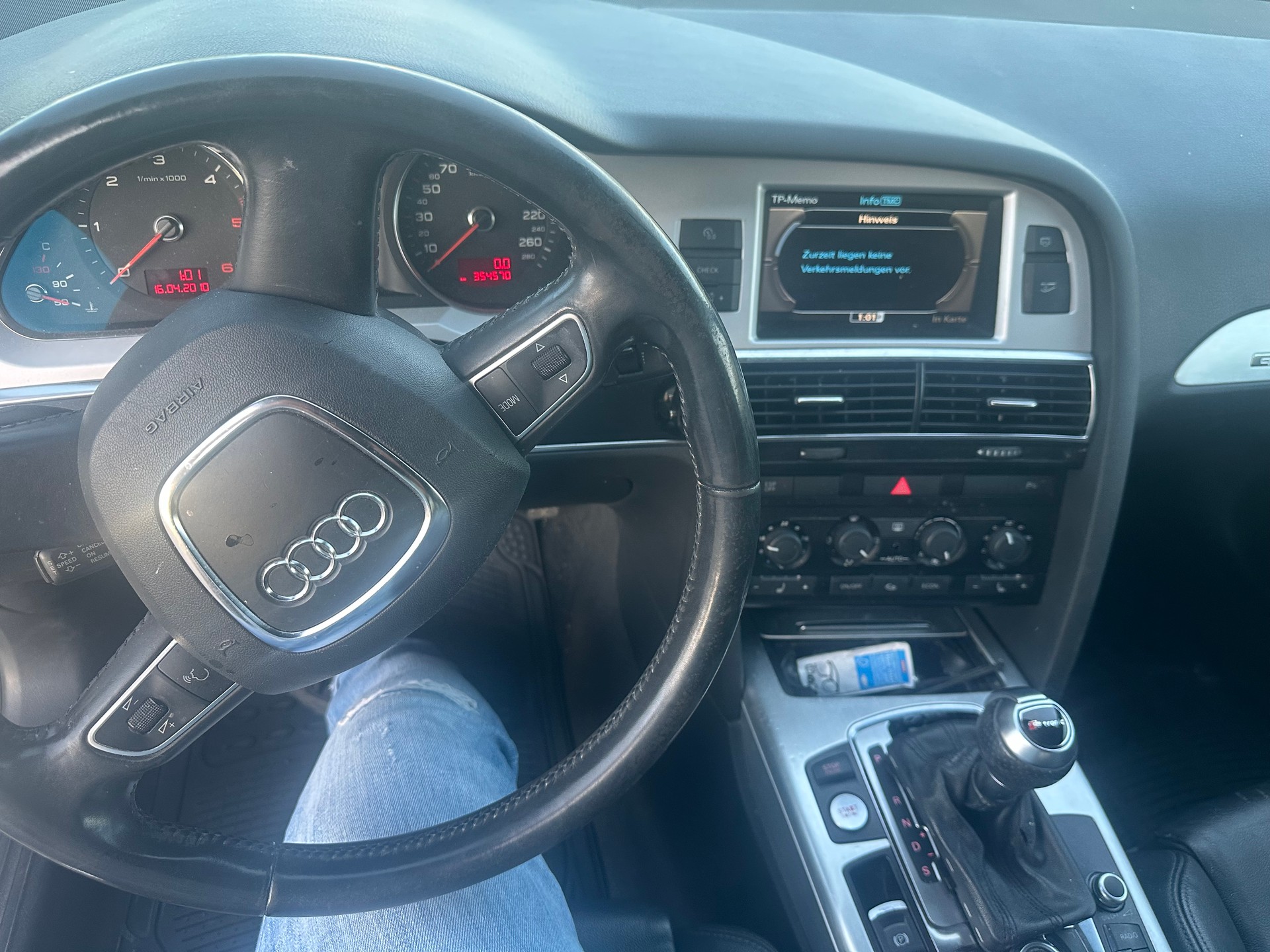 AUDI A6 Avant 3.0 V6 TDI quattro tiptronic-image-12