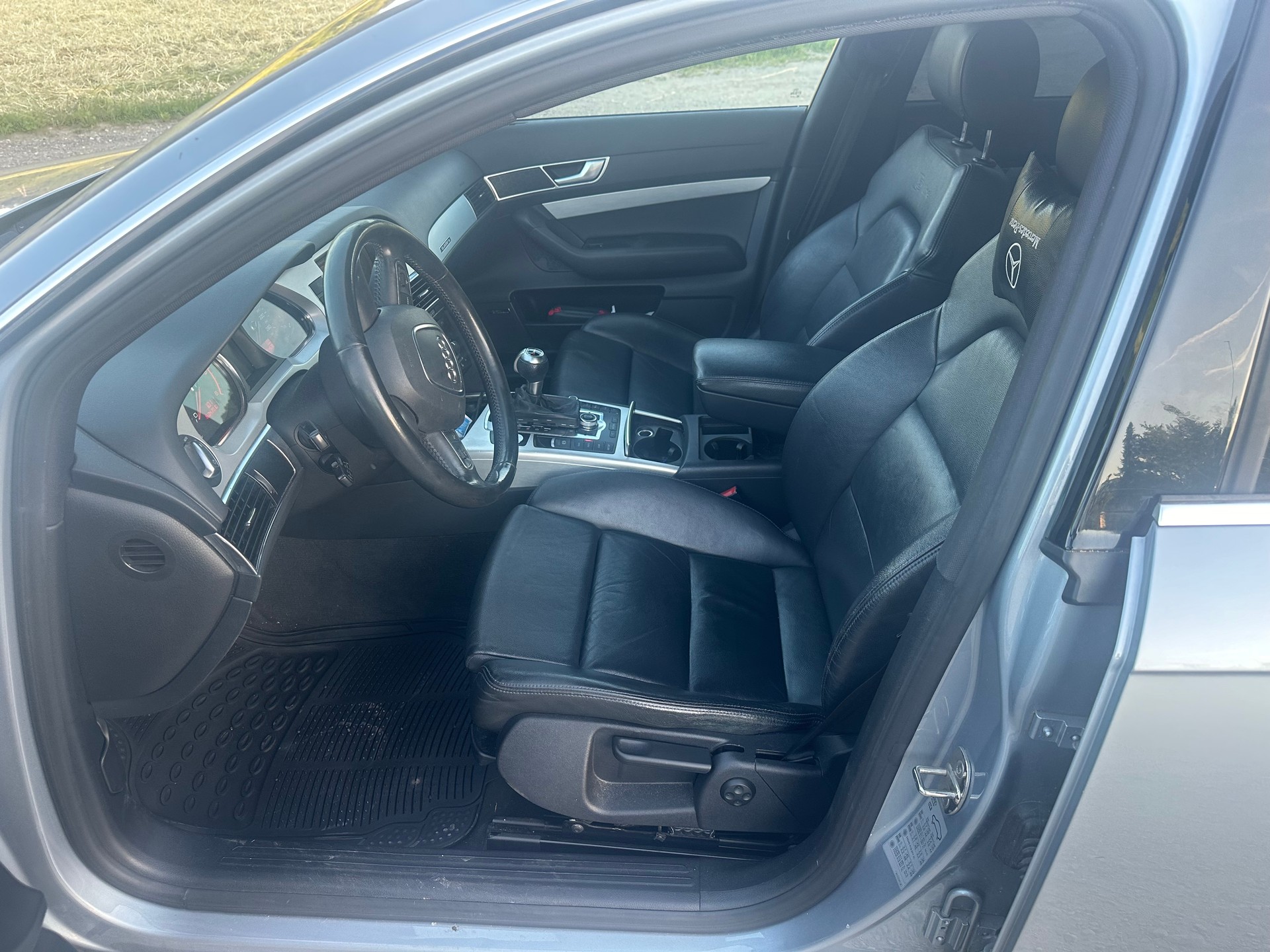 AUDI A6 Avant 3.0 V6 TDI quattro tiptronic-image-9