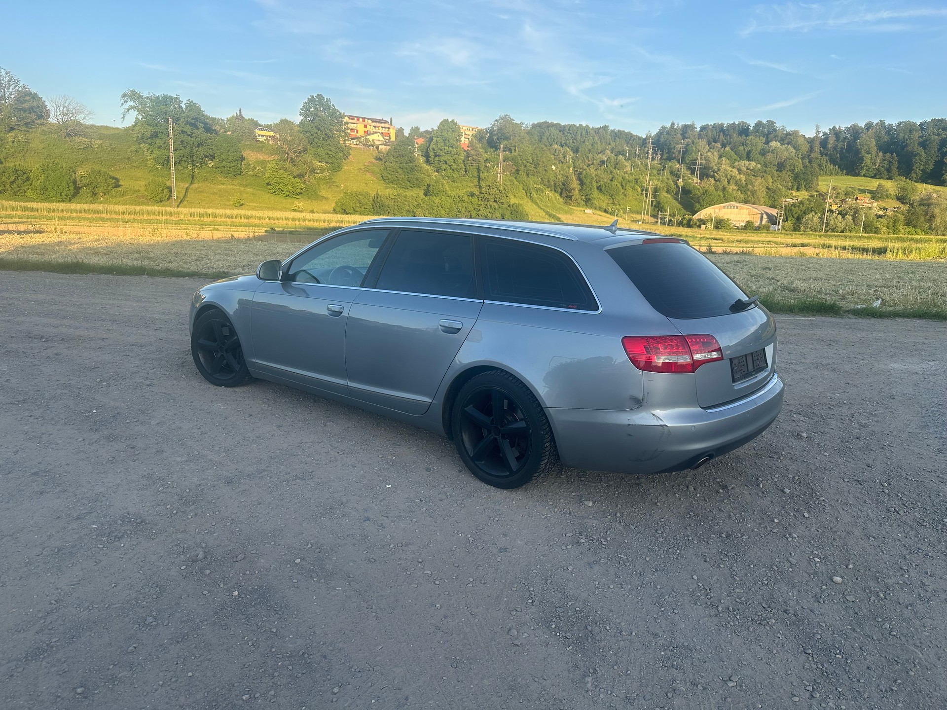 AUDI A6 Avant 3.0 V6 TDI quattro tiptronic-image-7