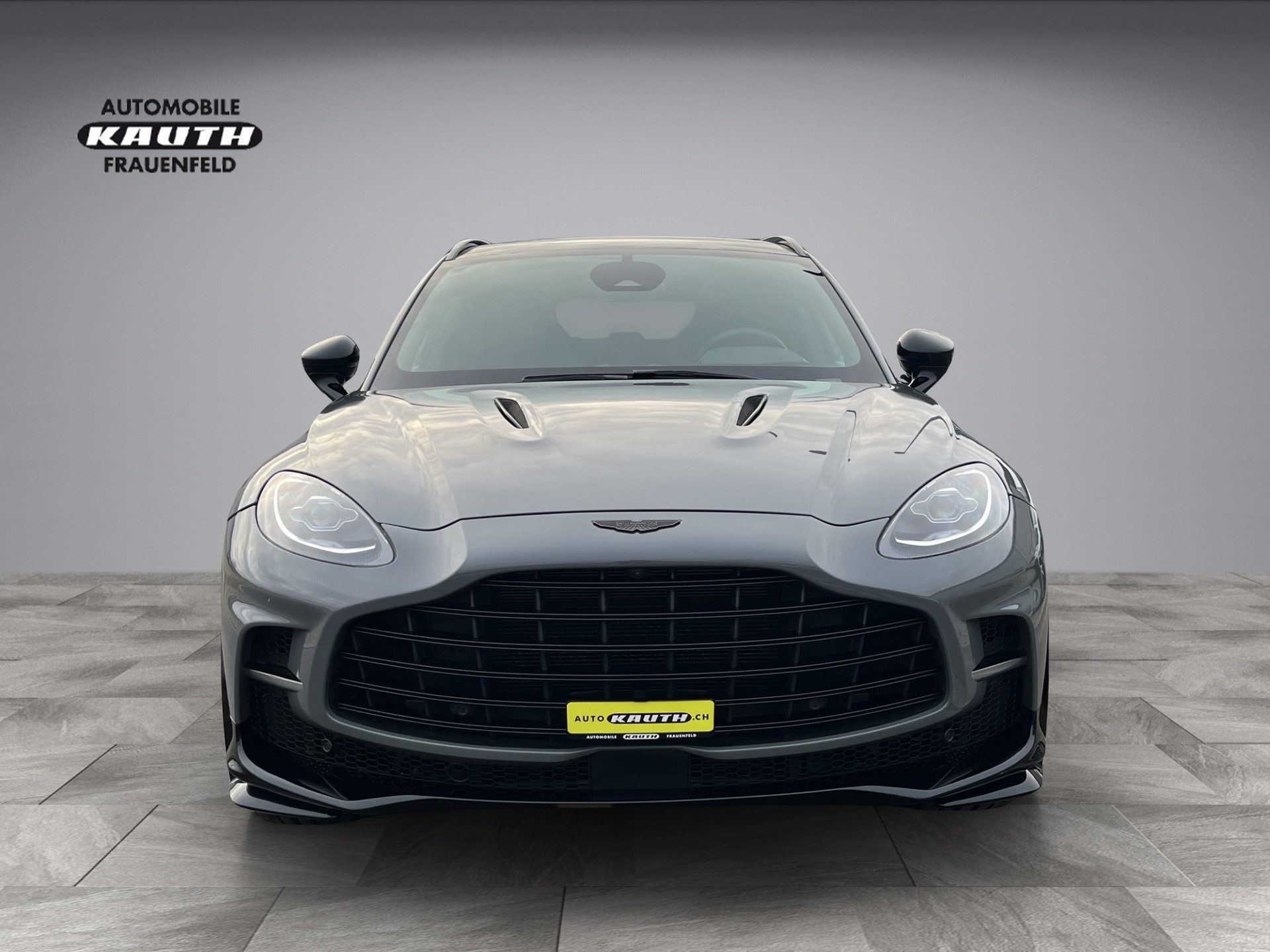 ASTON MARTIN DBX 4.0 V8 *New Modell mit 707PS*-showroom-element-3