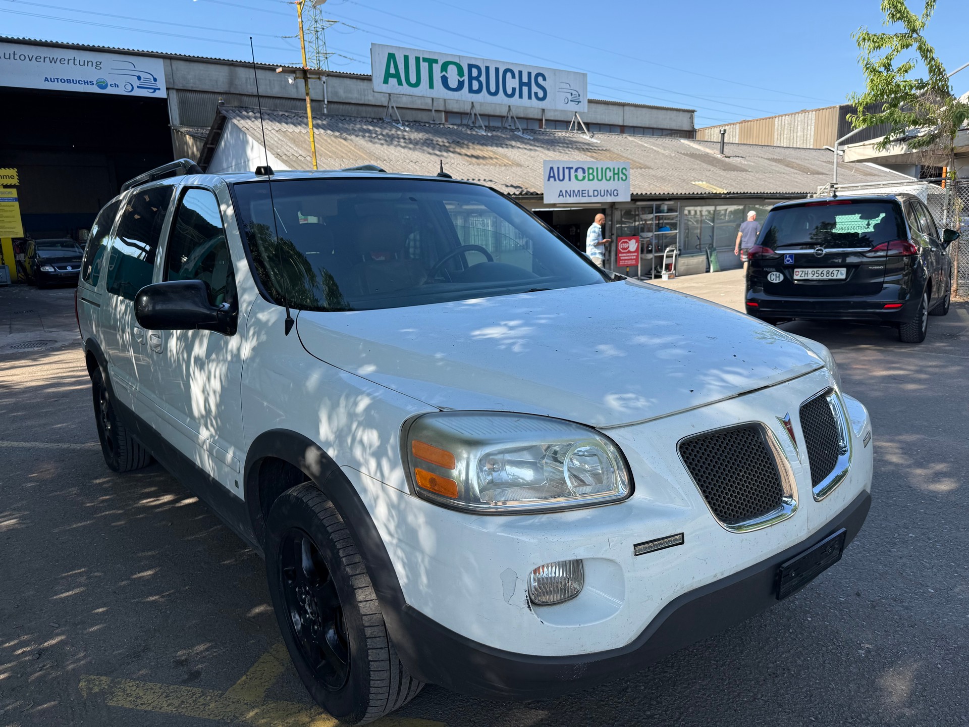PONTIAC SV6