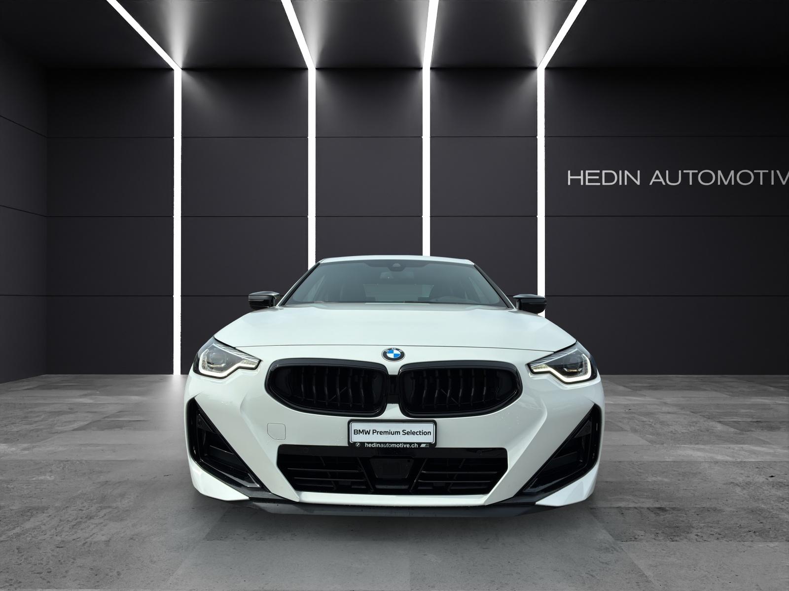 BMW M240i xDrive Coupé-showroom-element-3