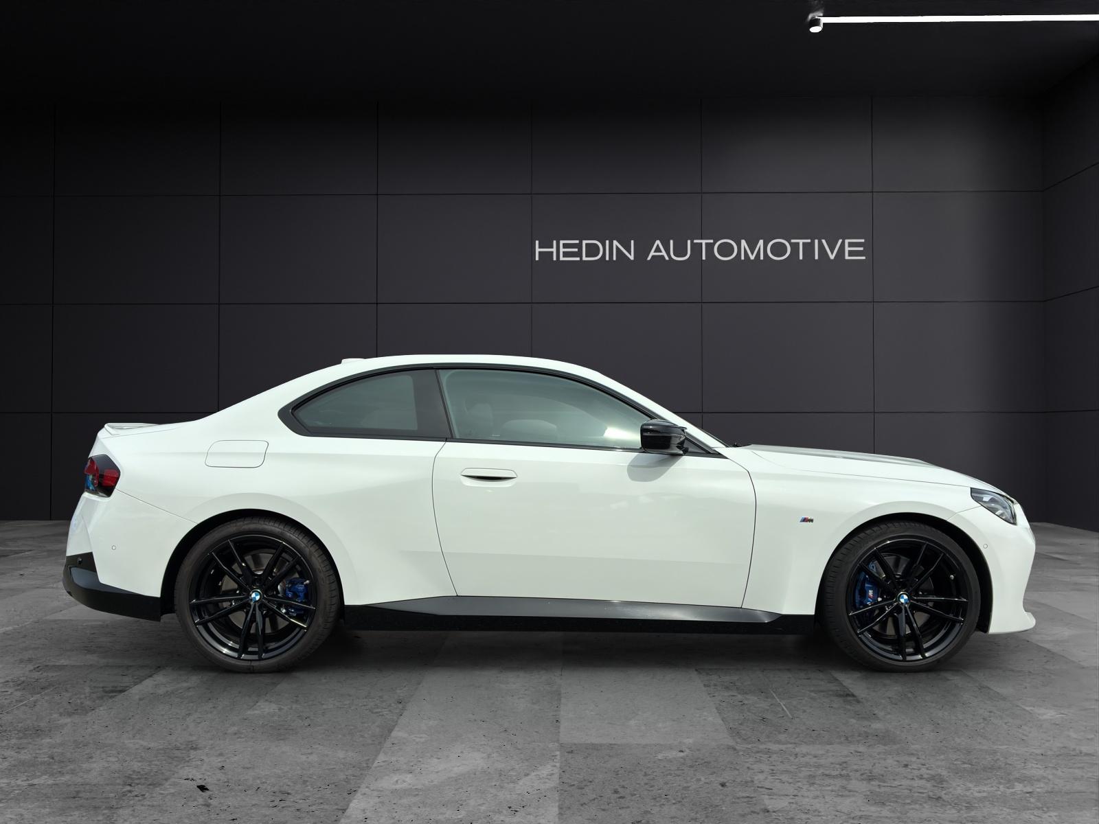 BMW M240i xDrive Coupé-image-9