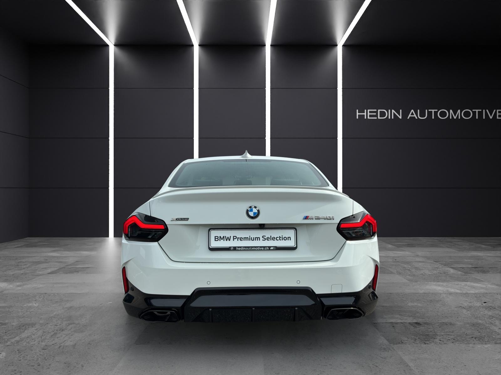 BMW M240i xDrive Coupé-image-7
