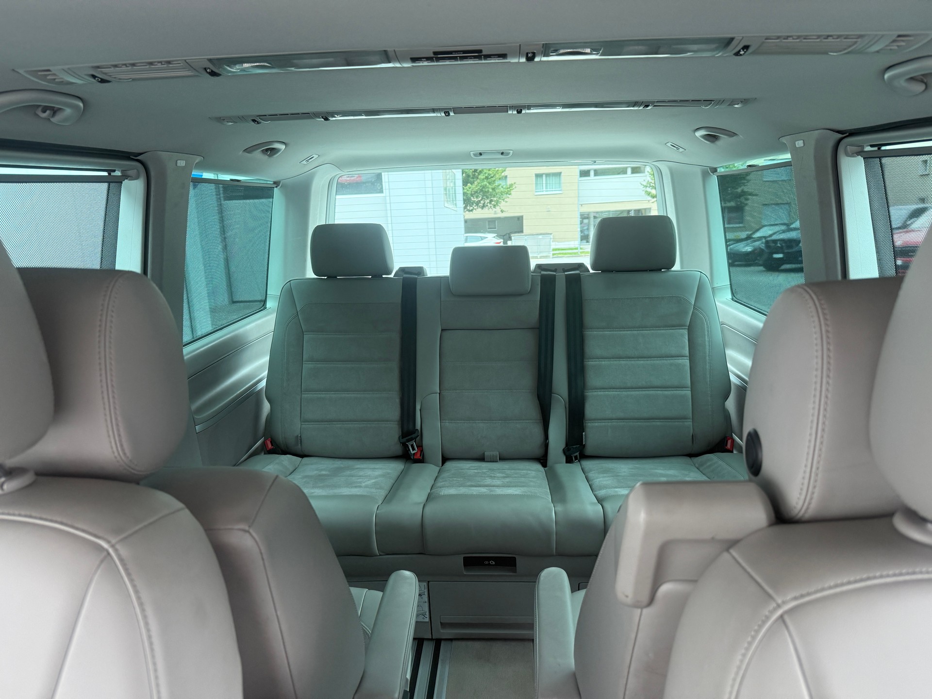 VW T6 Multivan 2.0 Bi-TDI Highline 4Motion DSG *7 PLÄTZER * TOPZUSTAND * AHK *-image-18