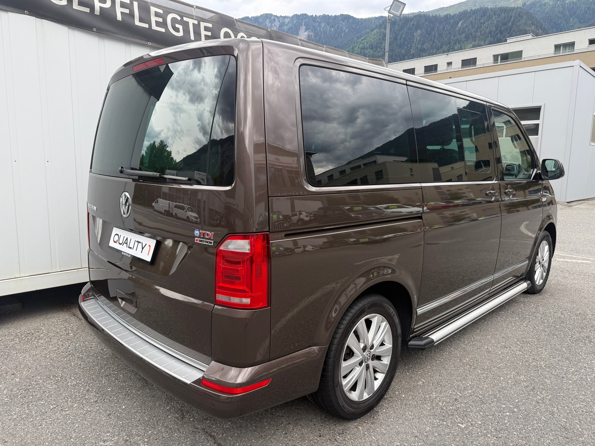 VW T6 Multivan 2.0 Bi-TDI Highline 4Motion DSG *7 PLÄTZER * TOPZUSTAND * AHK *-showroom-element-3