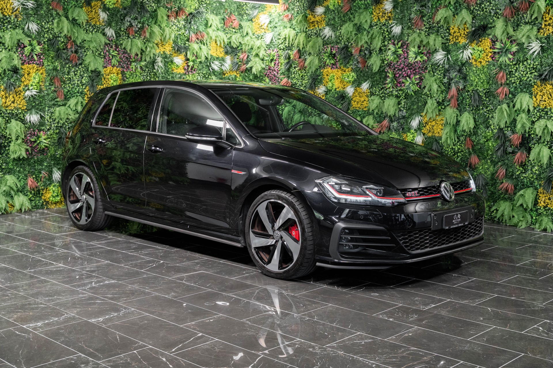 VW Golf 2.0 TSI GTI Performance
