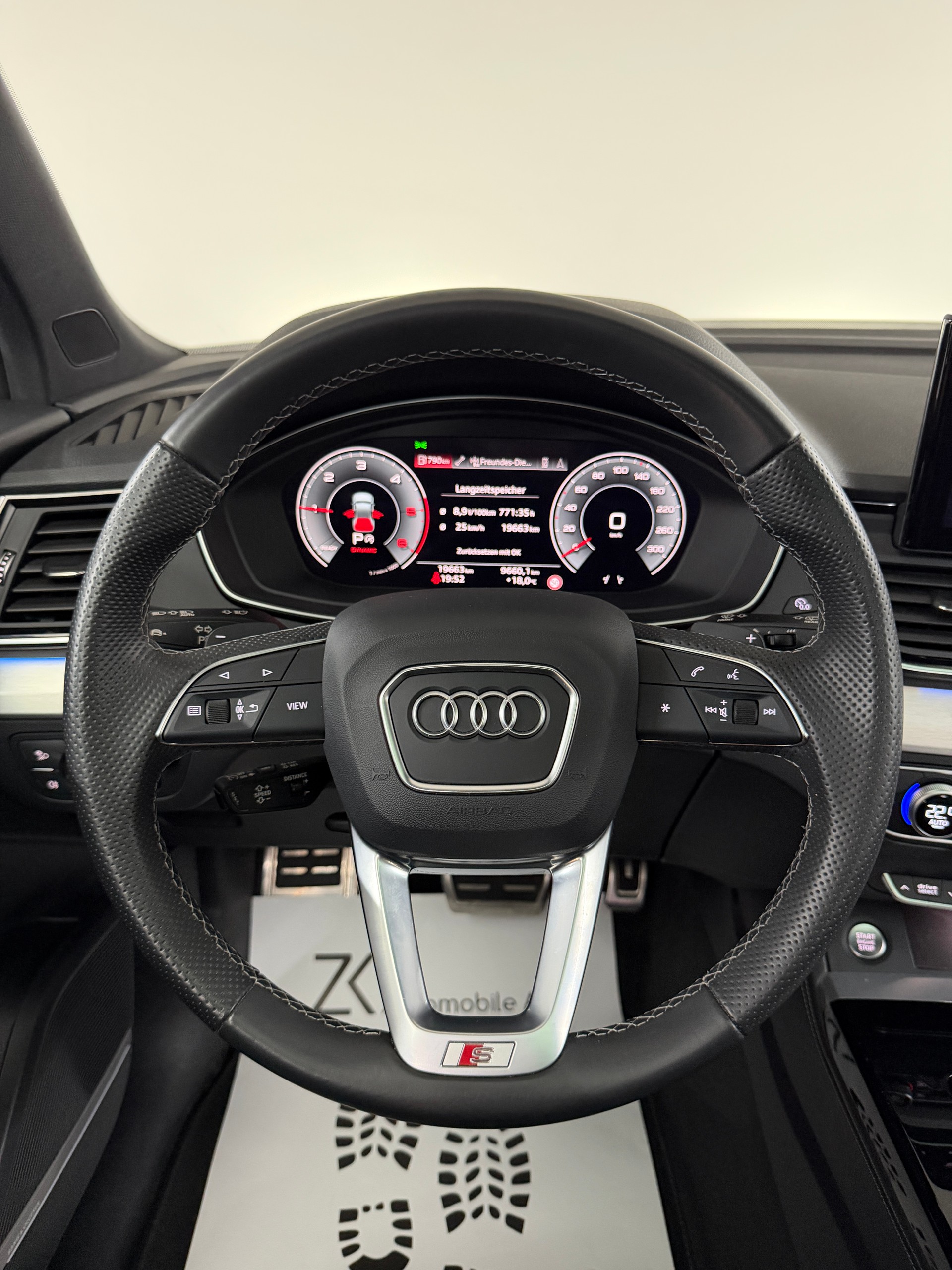 AUDI Q5 Sportback 40 TDI S-Line 204PS Blackedition quattro S-tronic / 360° Kamera / Panoramadach / Head-Up / Keyless / B&O Sound /-image-13