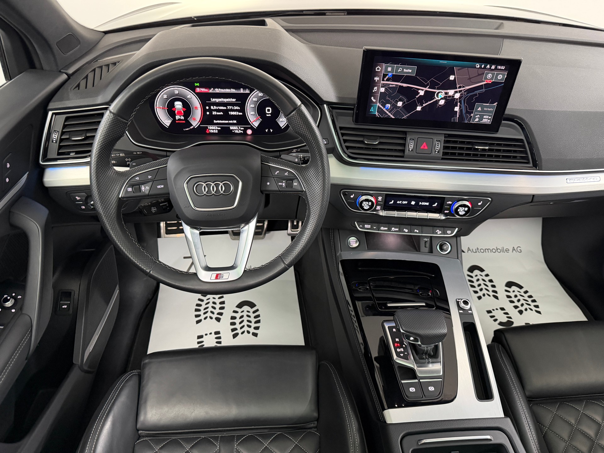 AUDI Q5 Sportback 40 TDI S-Line 204PS Blackedition quattro S-tronic / 360° Kamera / Panoramadach / Head-Up / Keyless / B&O Sound /-image-12