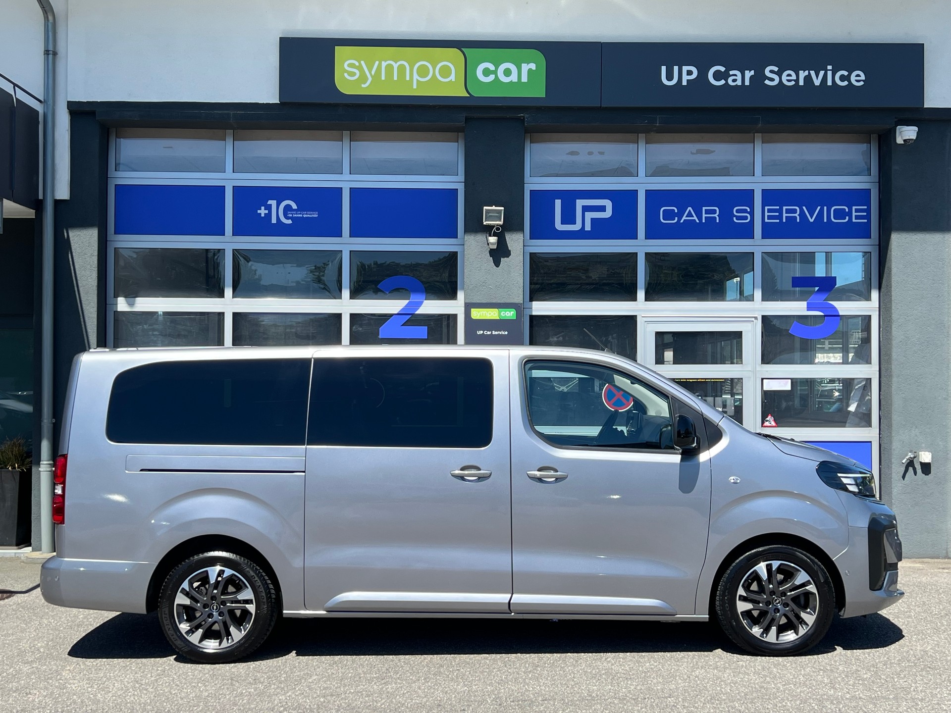 OPEL Zafira Life L 2.0 CDTI 177 Business Edition S/S * 9 Plätze *-showroom-element-3