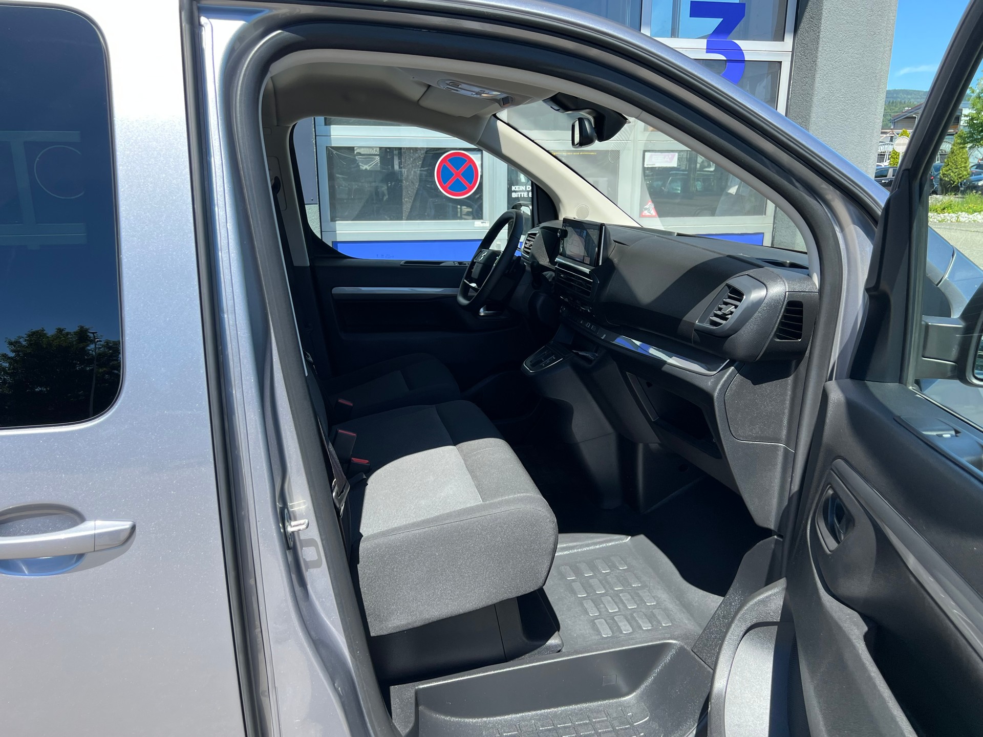 OPEL Zafira Life L 2.0 CDTI 177 Business Edition S/S * 9 Plätze *-image-11