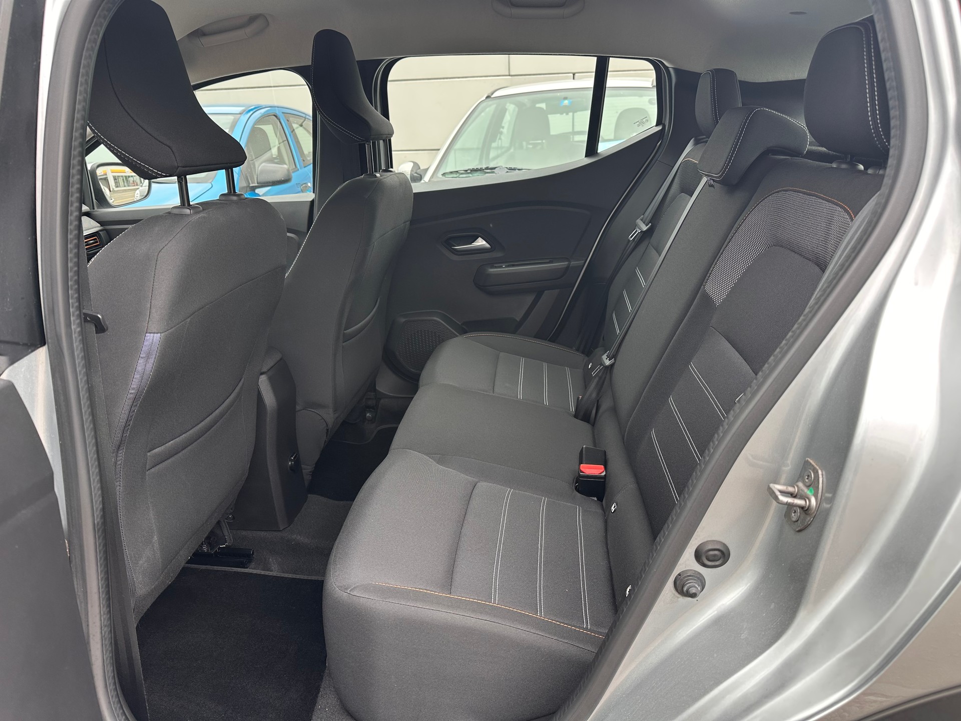 DACIA Sandero Stepway TCe 90 Comfort-image-12