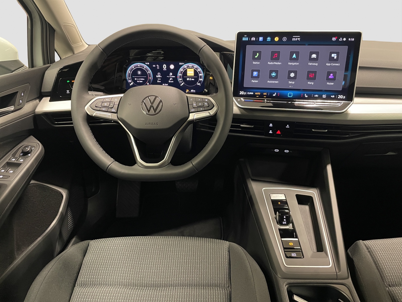 VW Golf Variant 1.5 eTSI mHEV Basis-image-10
