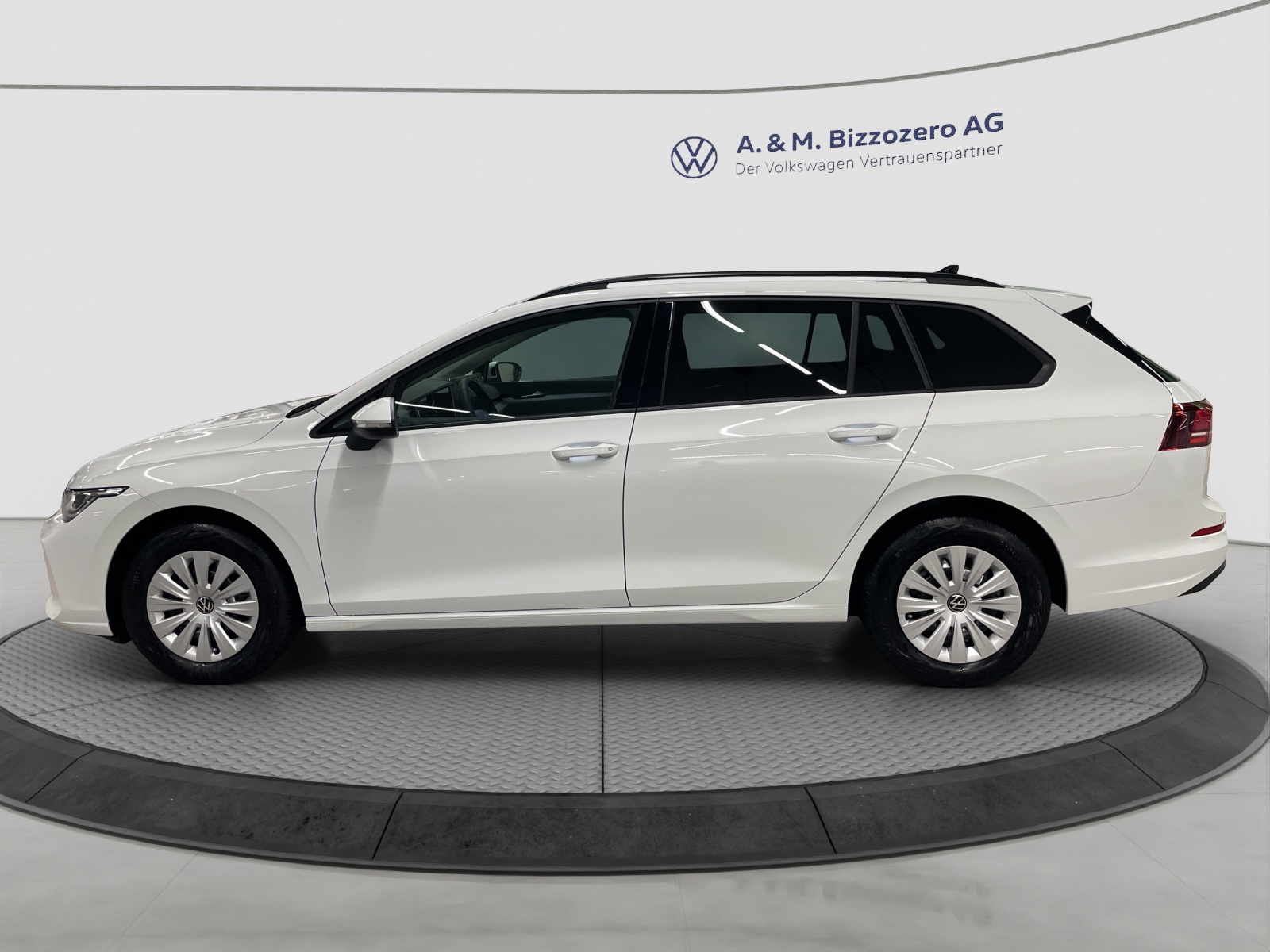 VW Golf Variant 1.5 eTSI mHEV Basis-showroom-element-1