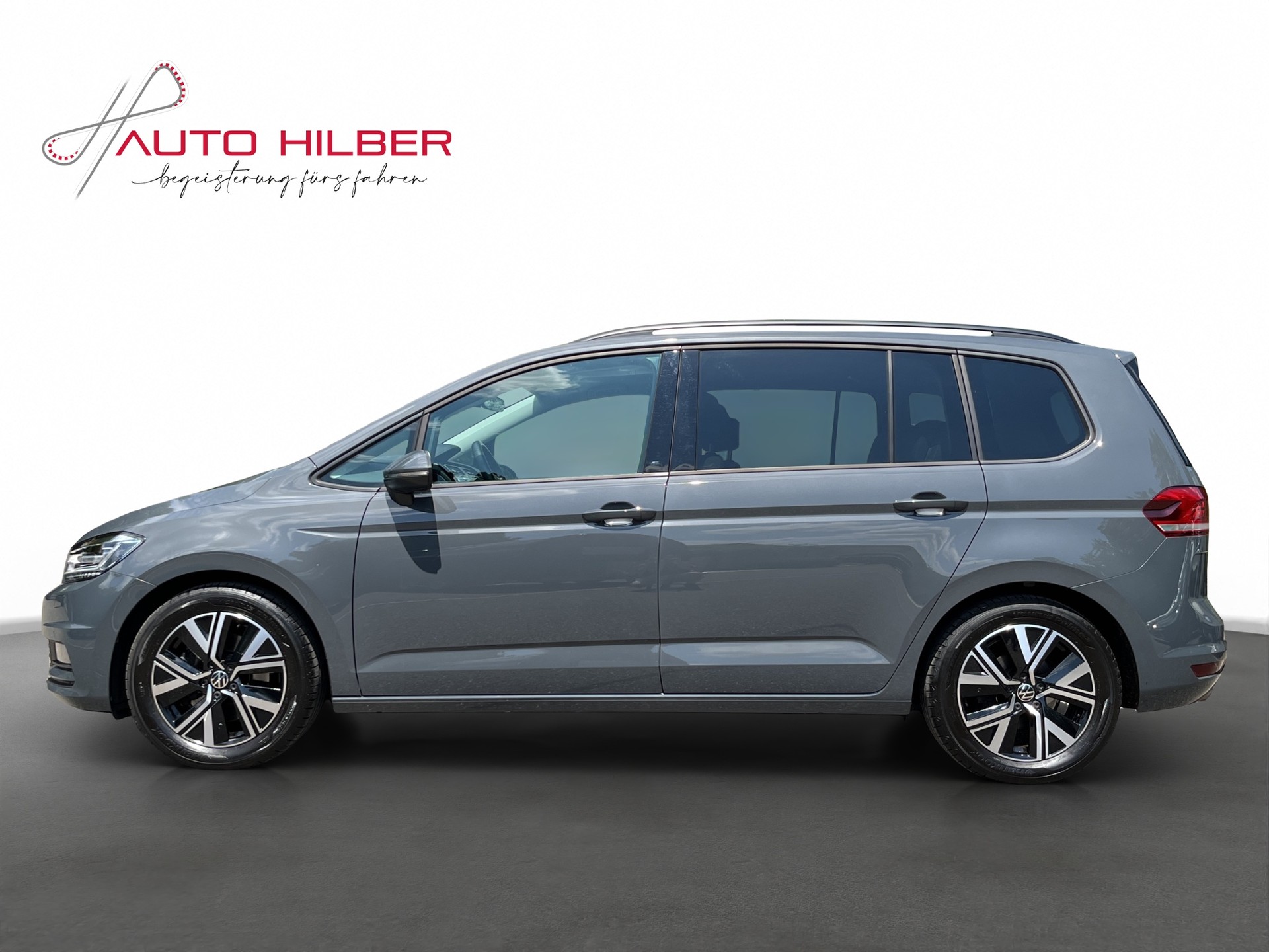 VW Touran 2.0 TDI BlueMotion Technology Comfortline DSG *7-Plätzer*-image-2