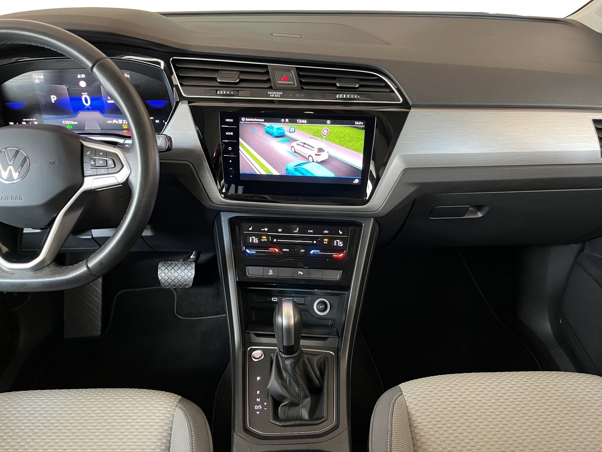 VW Touran 2.0 TDI BlueMotion Technology Comfortline DSG *7-Plätzer*-image-9