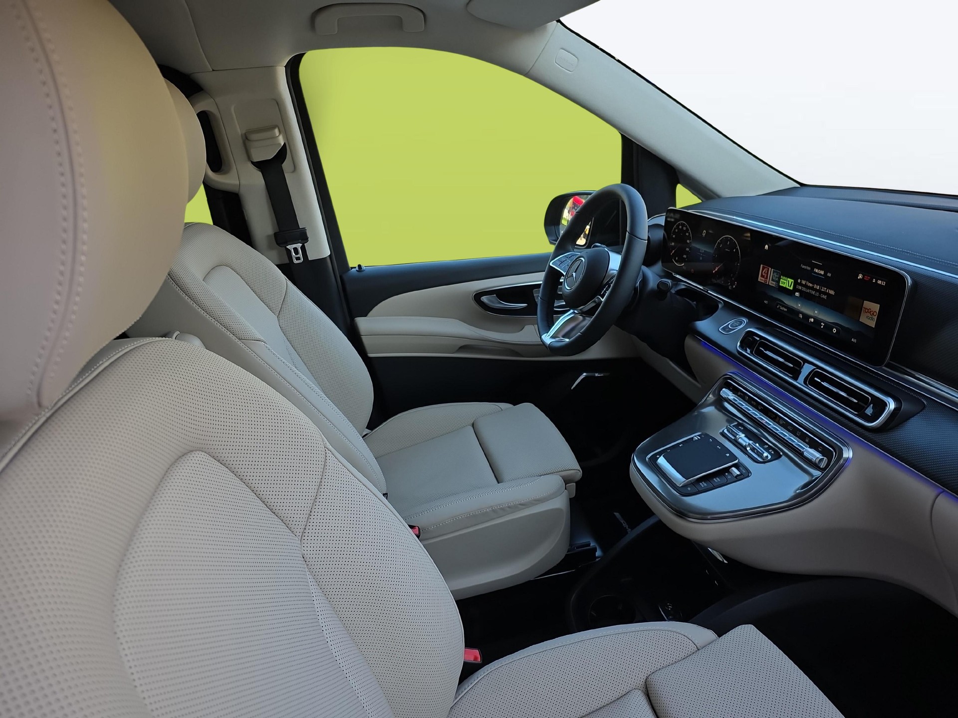 MERCEDES-BENZ V 300d Swiss Edition L 4x4-image-10