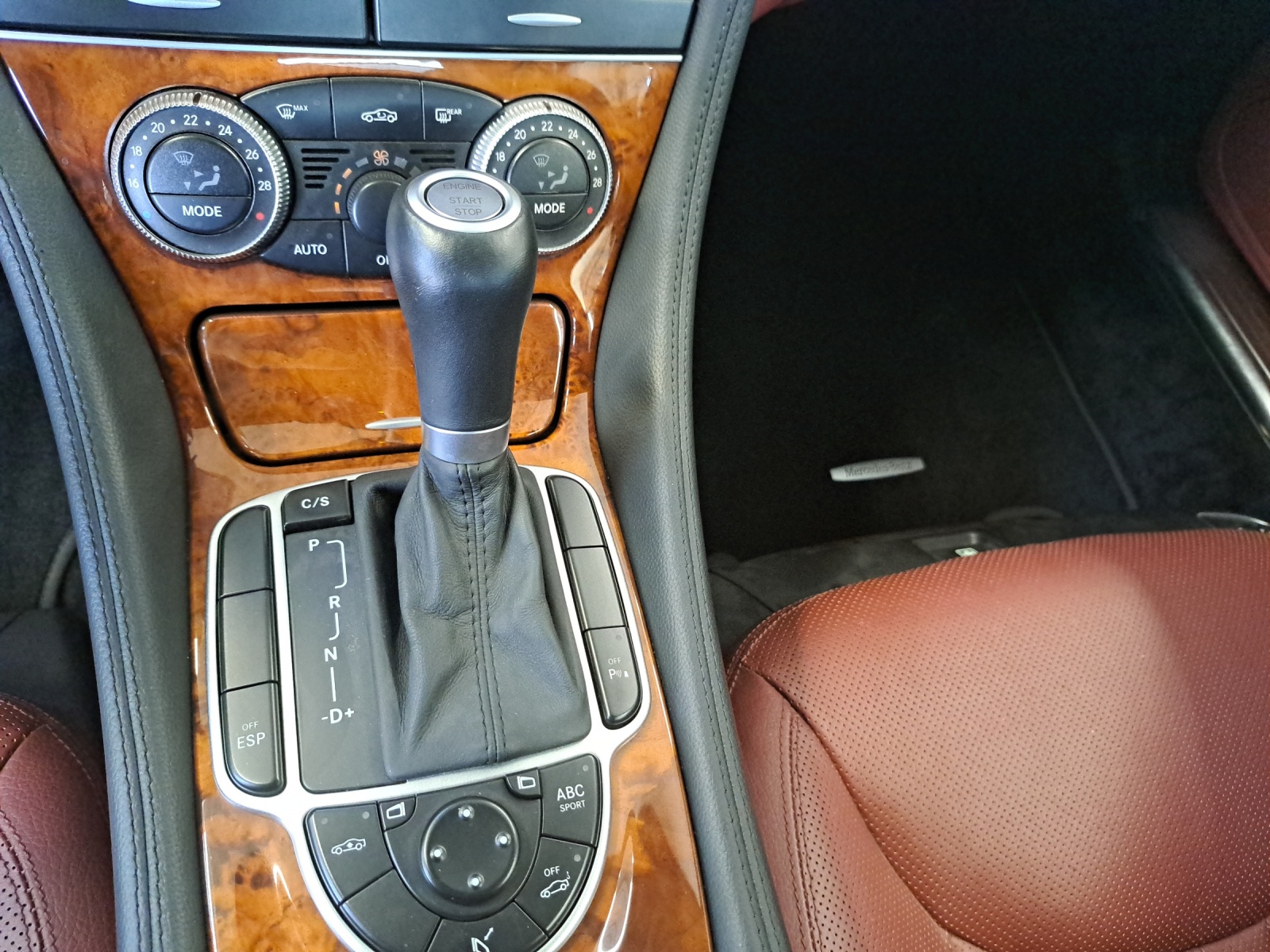 MERCEDES-BENZ SL-CLASS SL 500 Cabriolet-image-12
