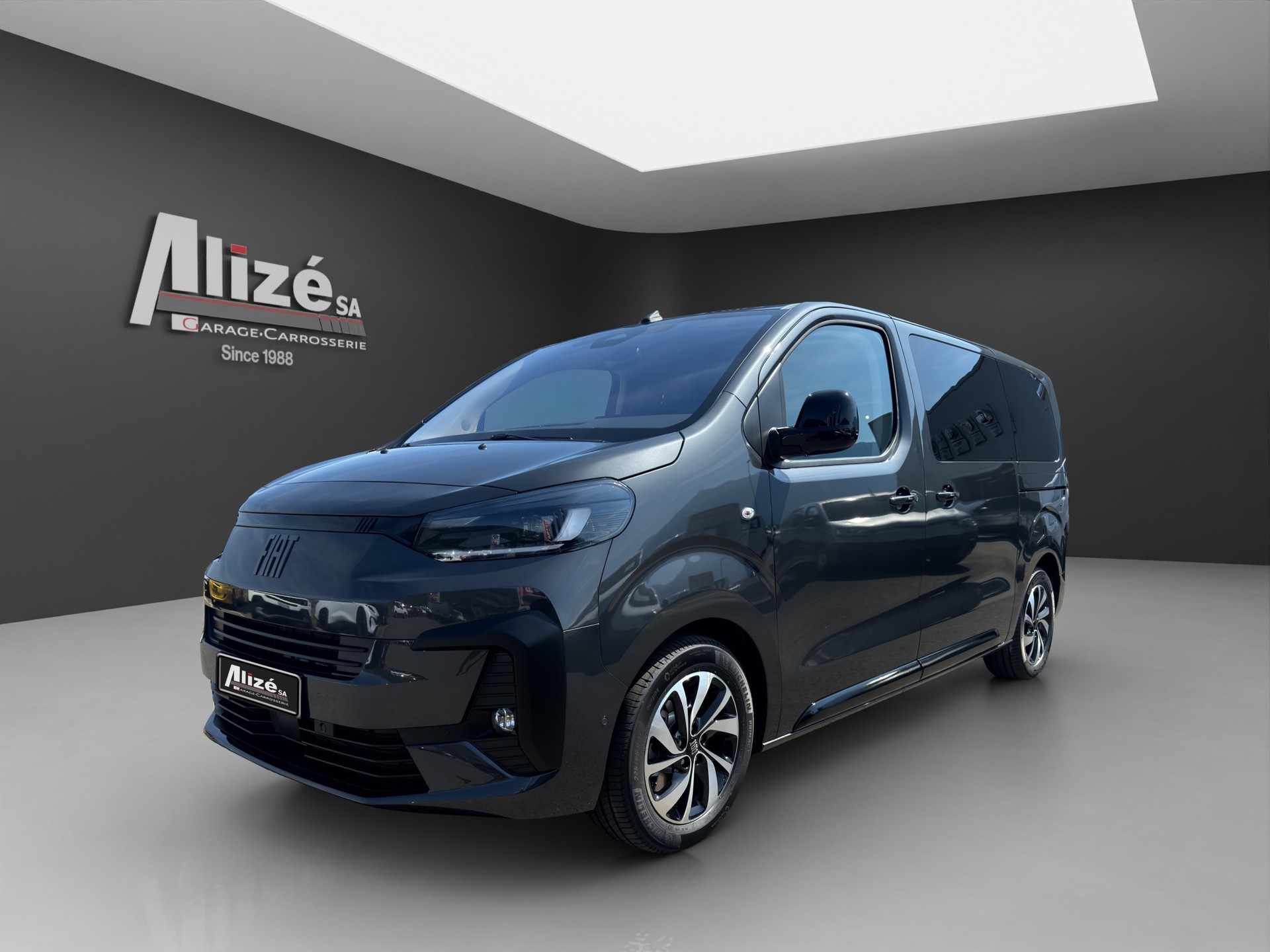 FIAT Ulysse 2.2 JTD VIP L2-showroom-element-2