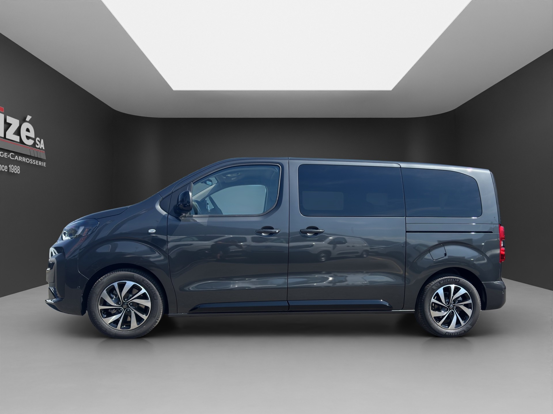 FIAT Ulysse 2.2 JTD VIP L2-showroom-element-3