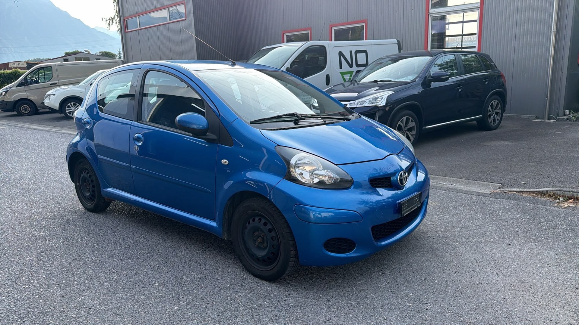 TOYOTA Aygo 1.0 Linea Luna Cool-showroom-element-2
