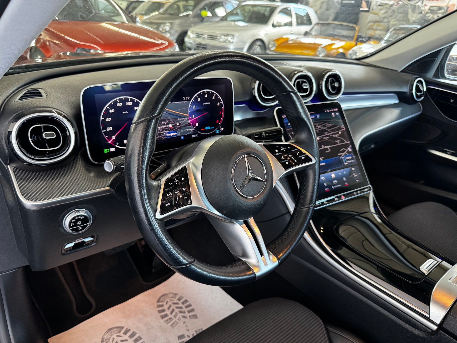 MERCEDES-BENZ C 180 Avantgarde-image-11