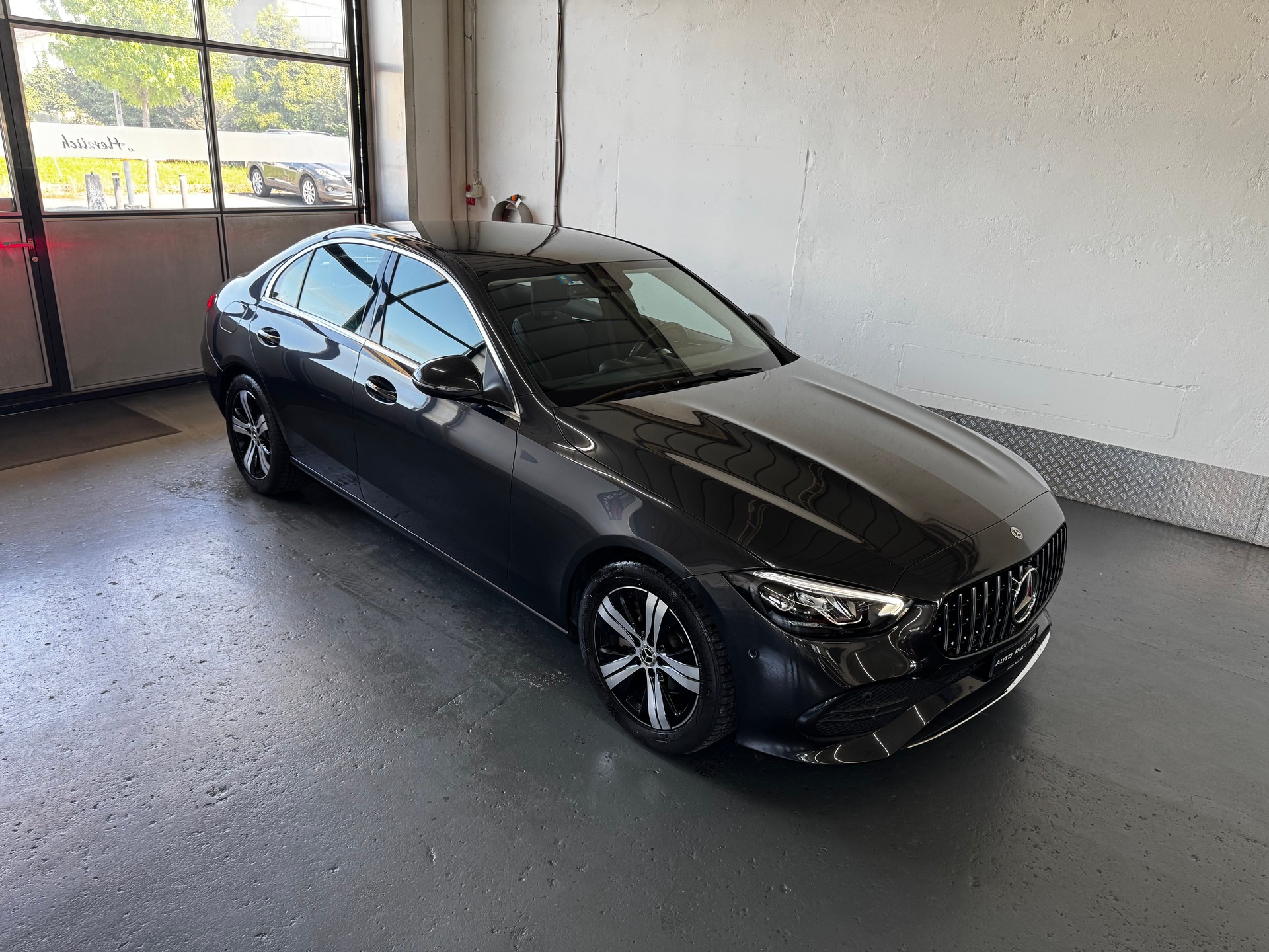 MERCEDES-BENZ C 180 Avantgarde