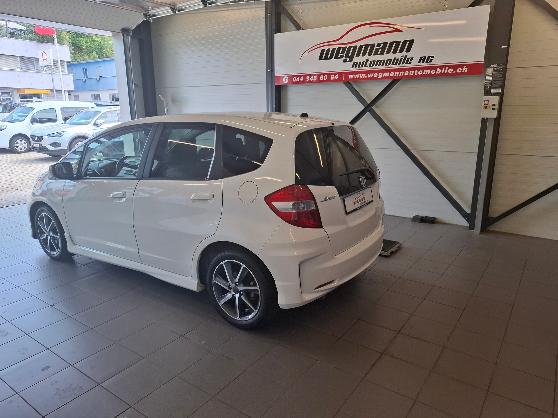 HONDA Jazz 1.4i Si-showroom-element-2
