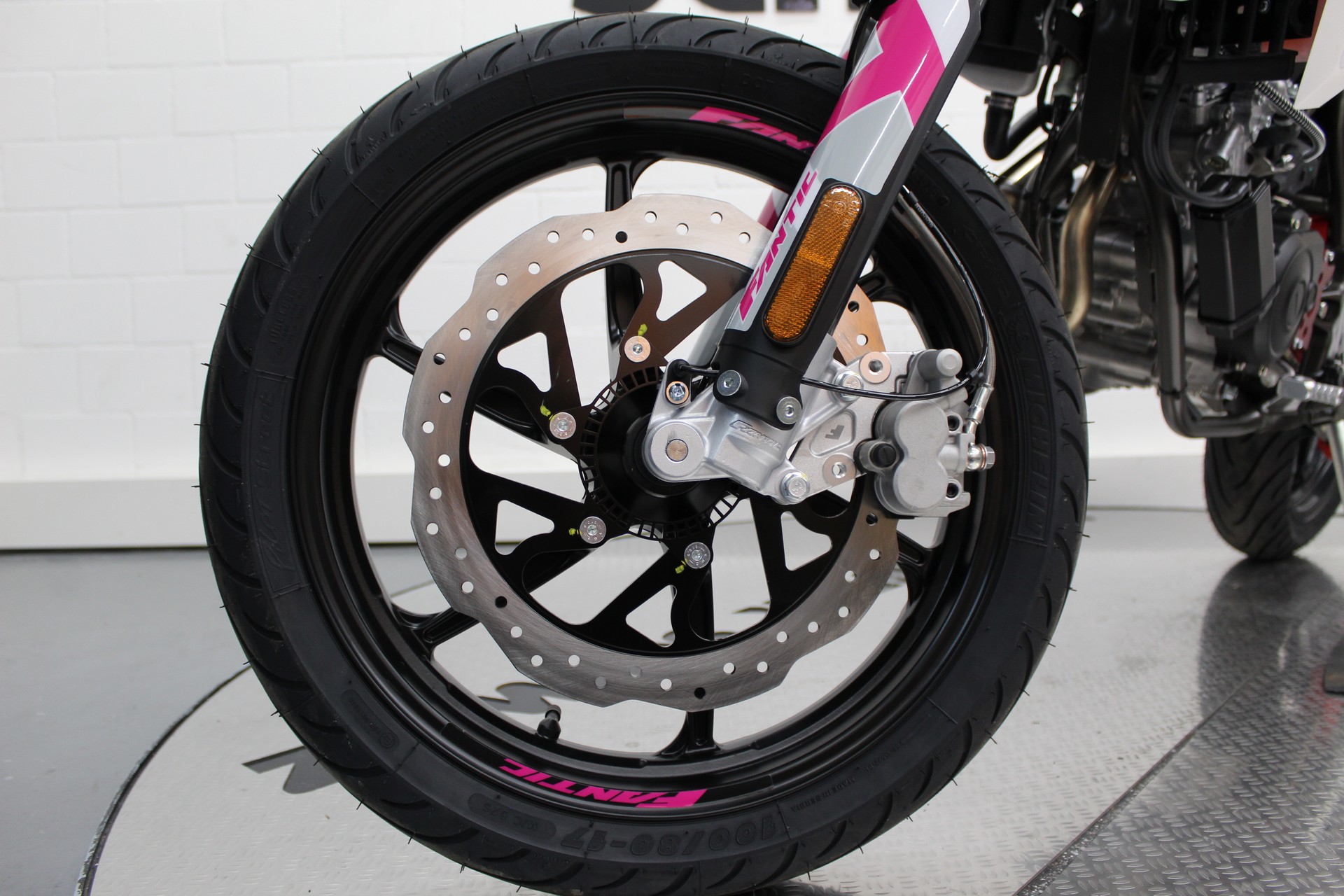 FANTIC XMF 125 PERFORMANCE-image-9