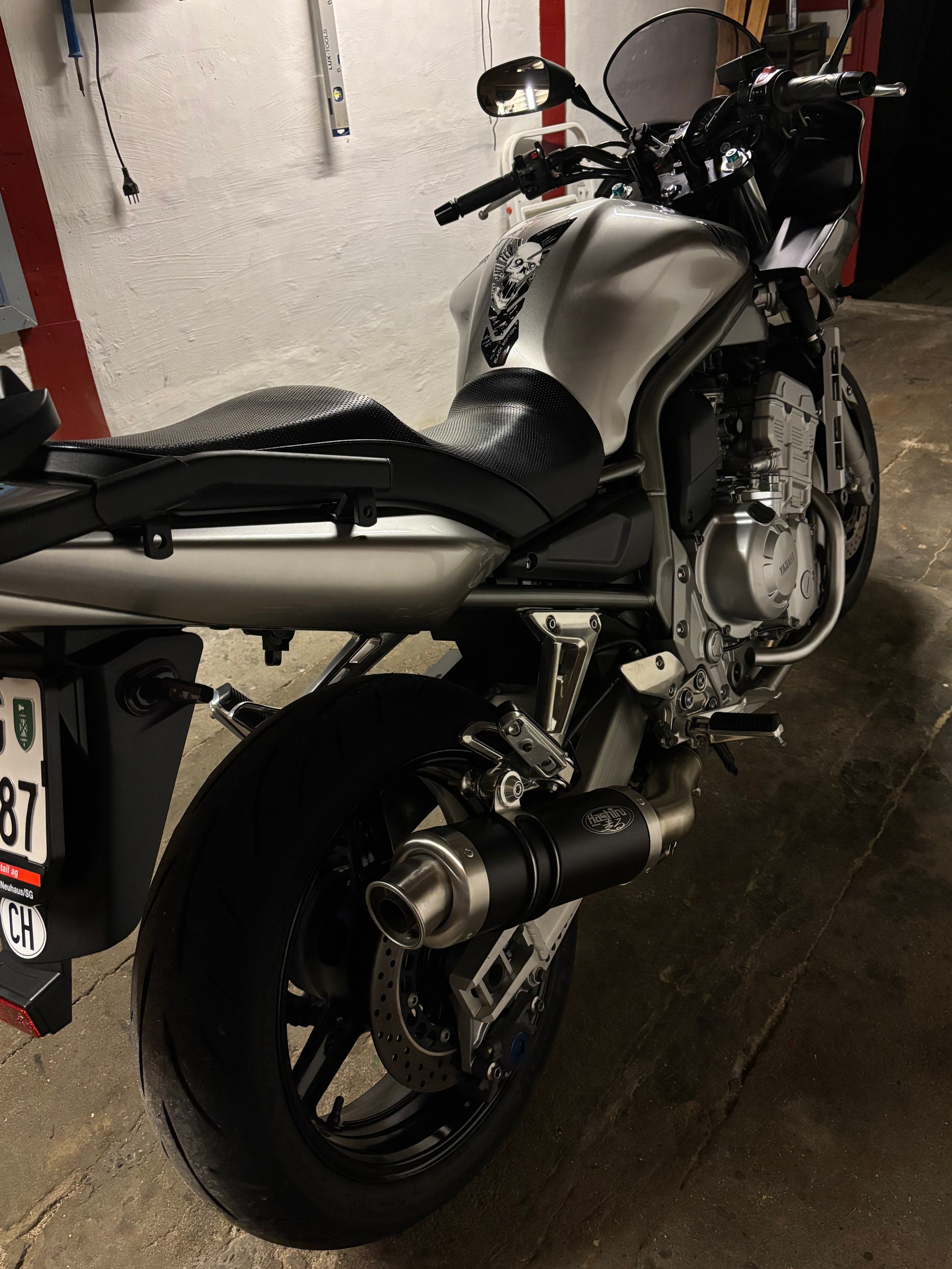 YAMAHA FZS 1000 Fazer-image-4