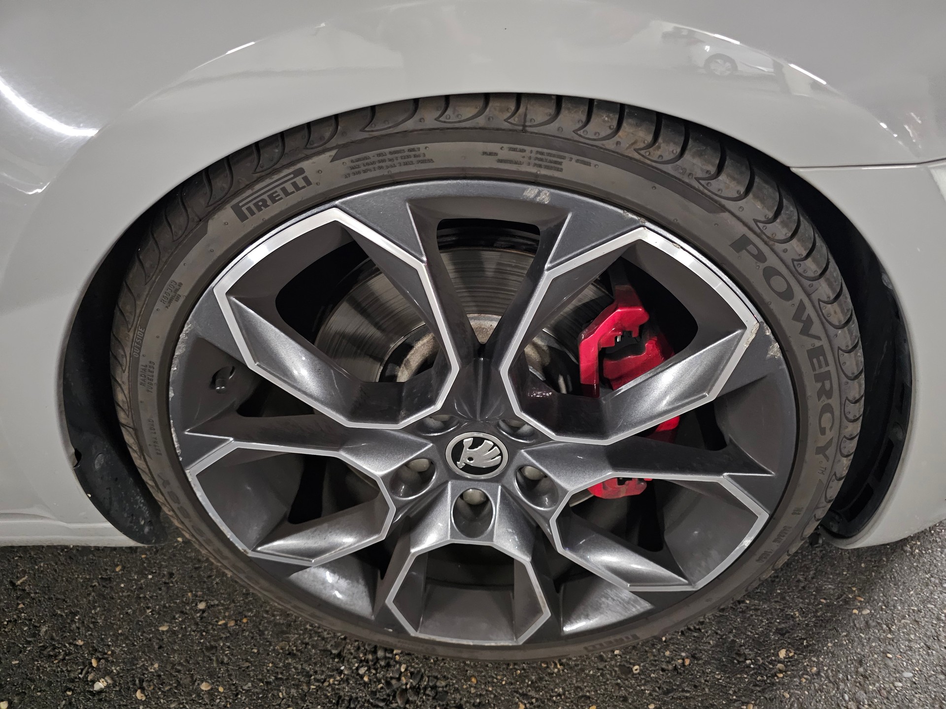 SKODA Octavia Combi 2.0 TSI RS-image-14