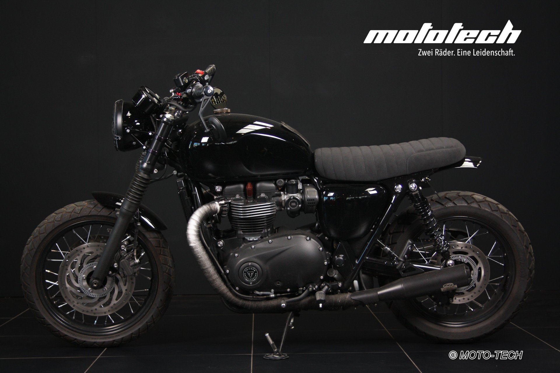 TRIUMPH Bonneville T120 Jekill & Hide-image-4