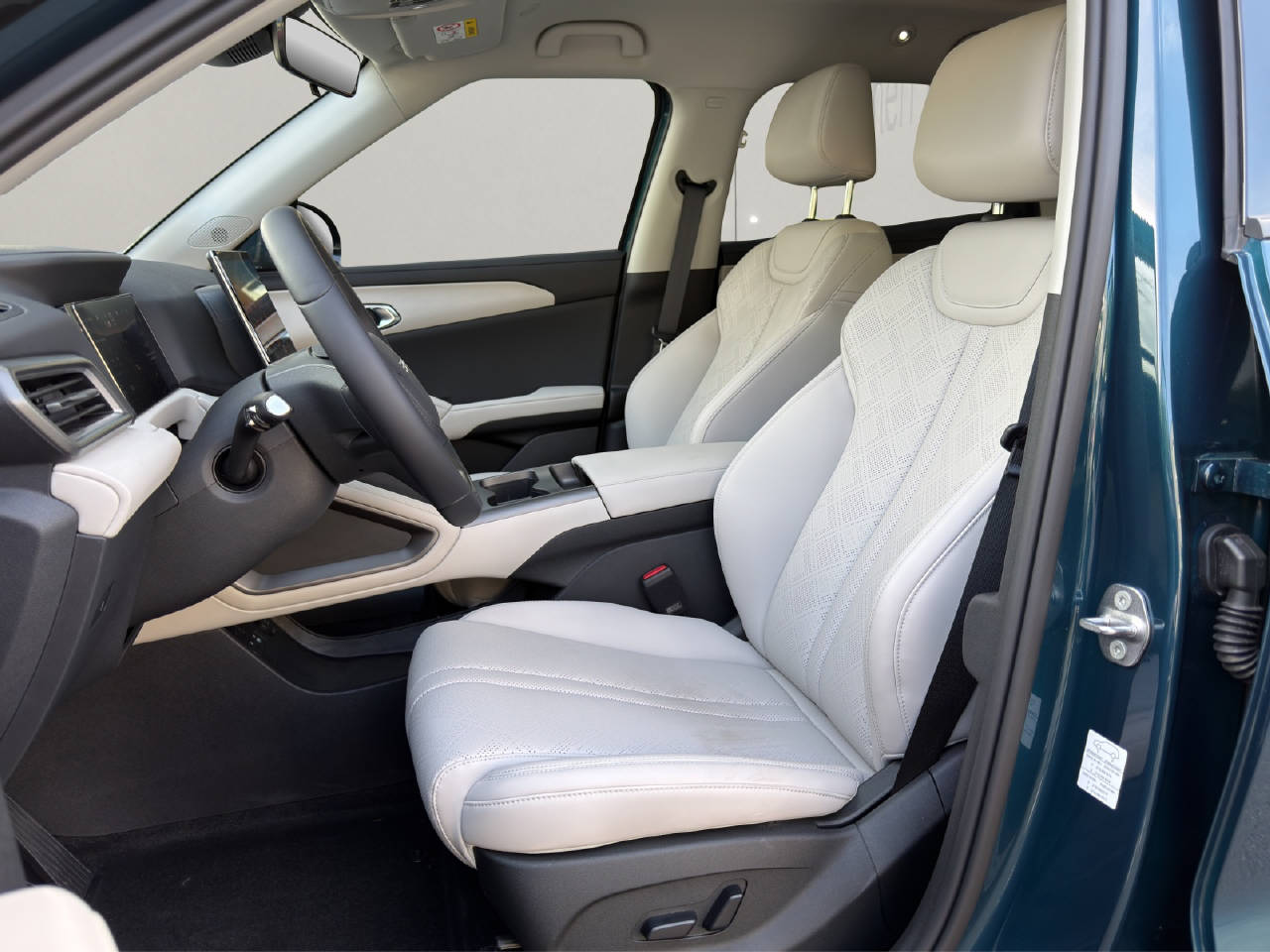 BYD Atto 2 DM-i Boost-showroom-element-3