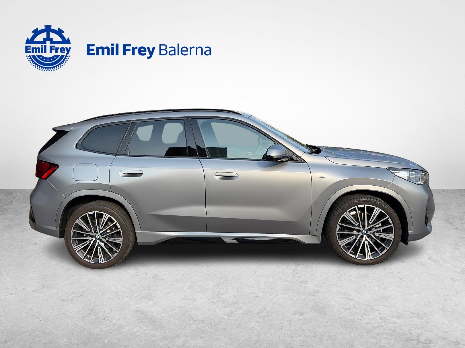 BMW X1 xDrive 23i-image-6