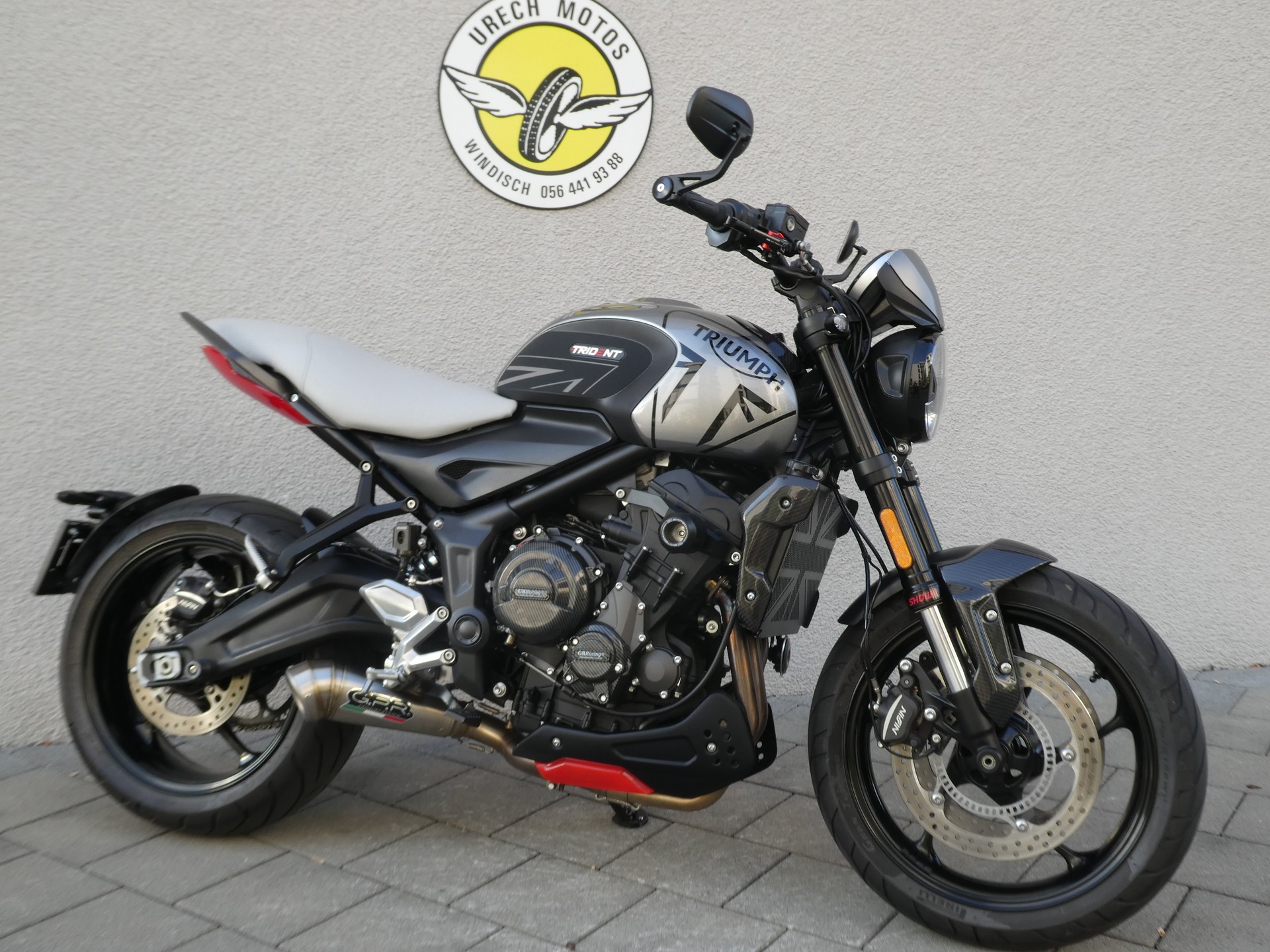 TRIUMPH Trident 660-showroom-element-2