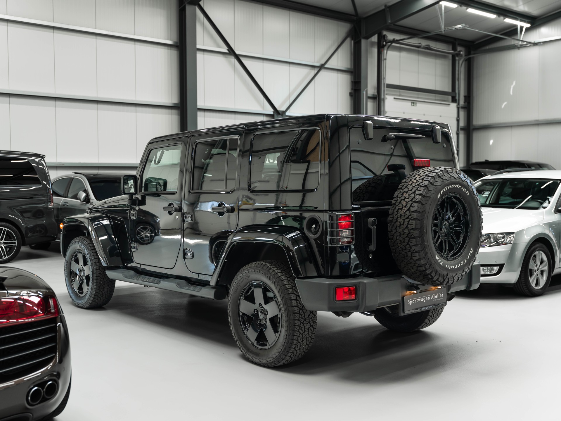 JEEP Wrangler 3.6 Unlimited Arctic Automatic-showroom-element-1