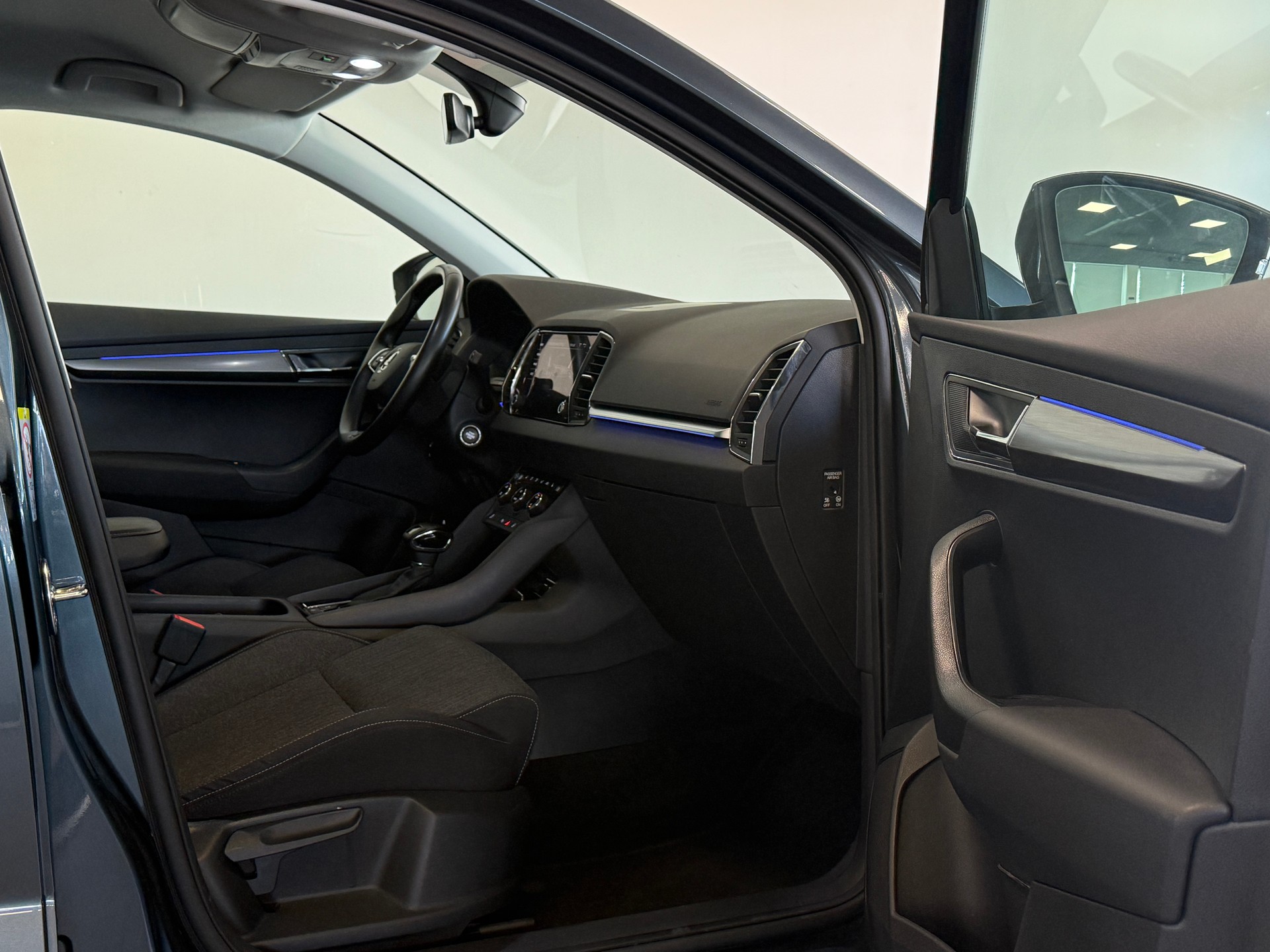SKODA Karoq 1.5 TSI Style DSG *Anhängerkupplung*-image-11