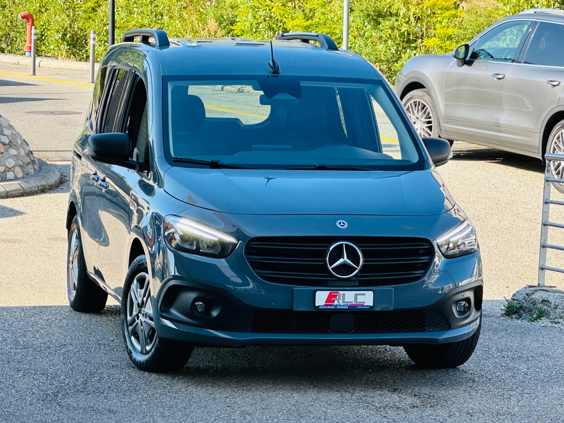 MERCEDES-BENZ Citan 113 Pro tourer L 5 places-showroom-element-2