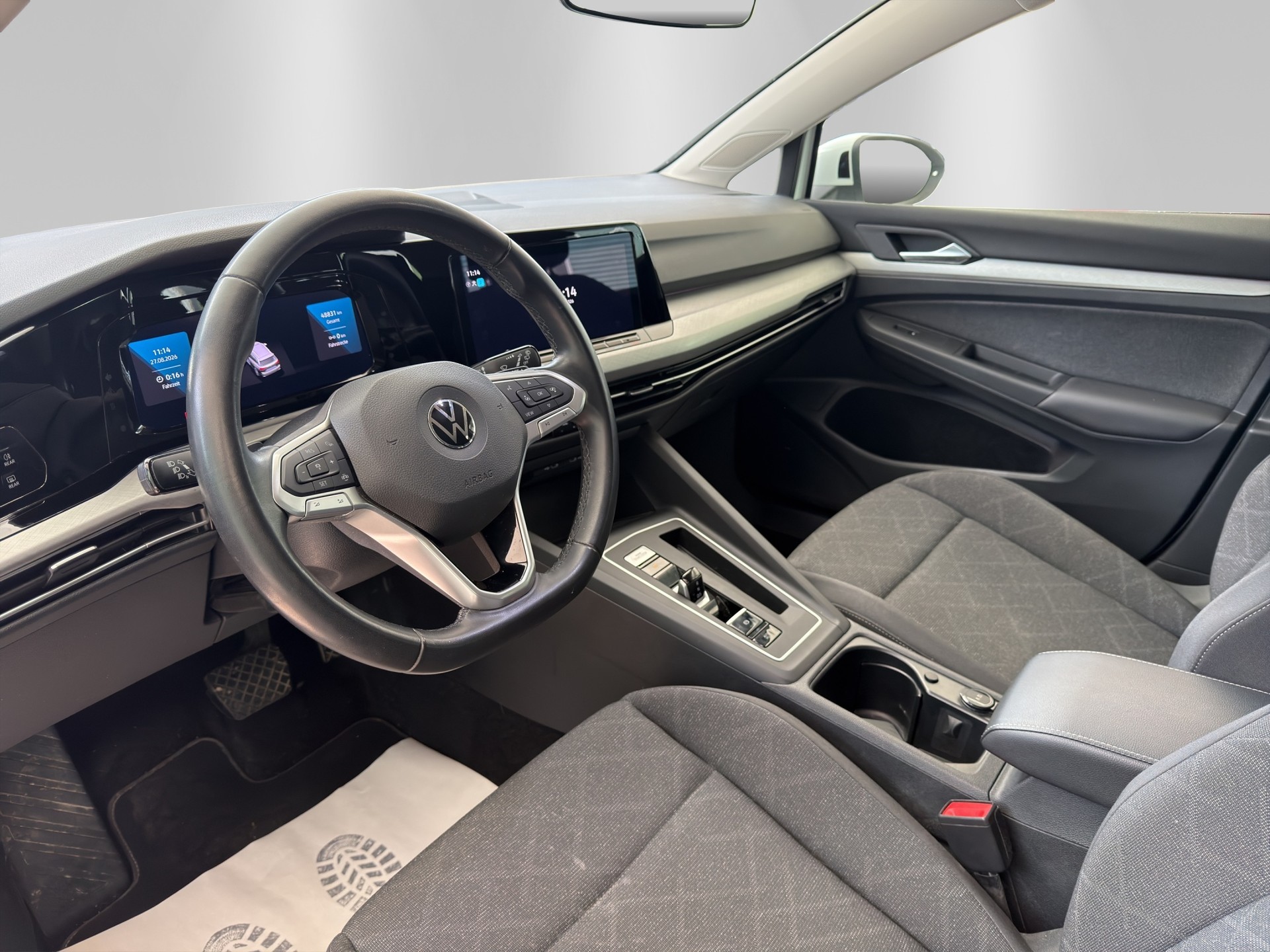 VW Golf Variant 2.0 TDI Life DSG-image-7