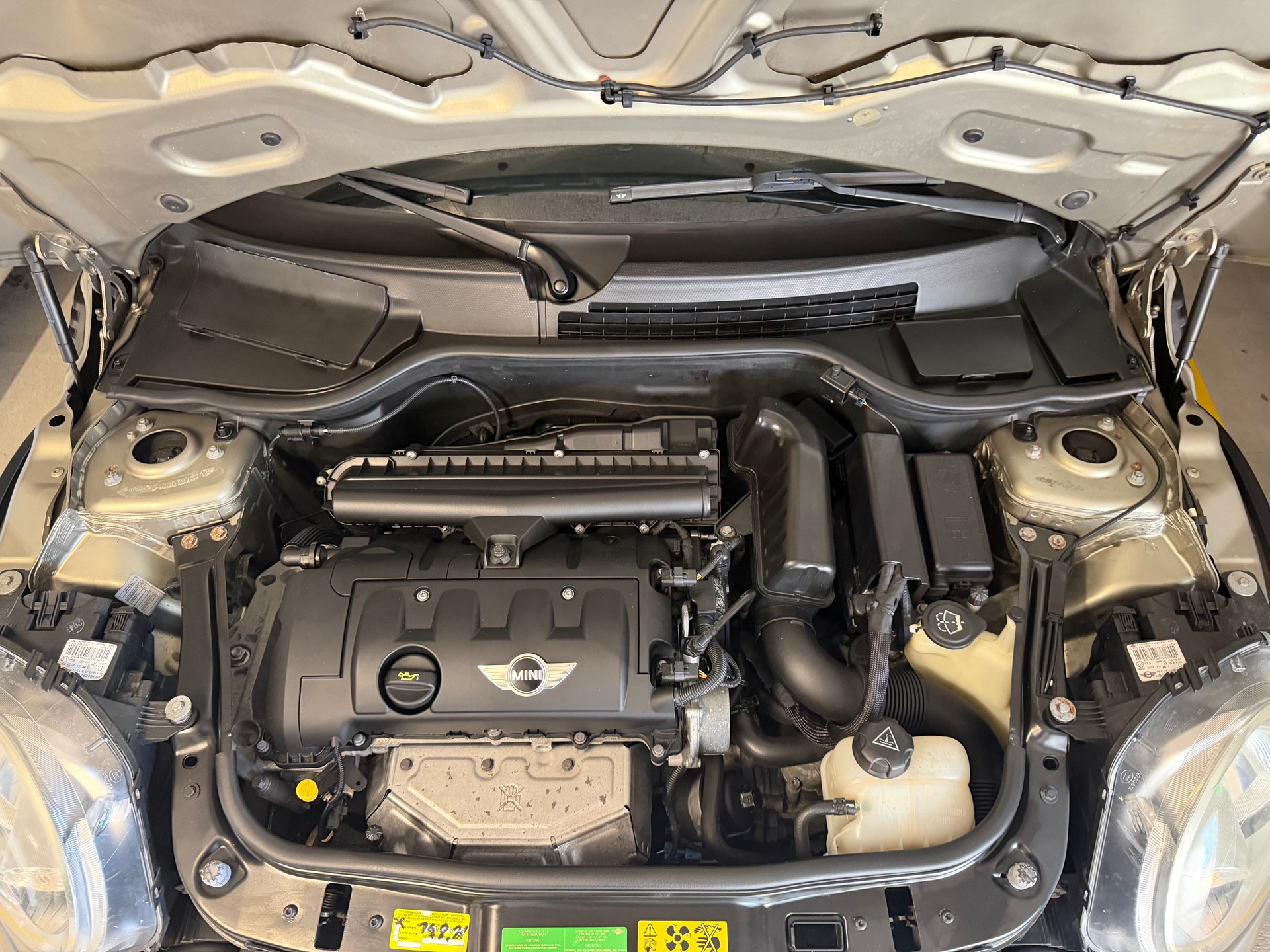 MINI 1.6i Cooper | ab MFK & Service | 8-fach | Klima | PDC-image-7