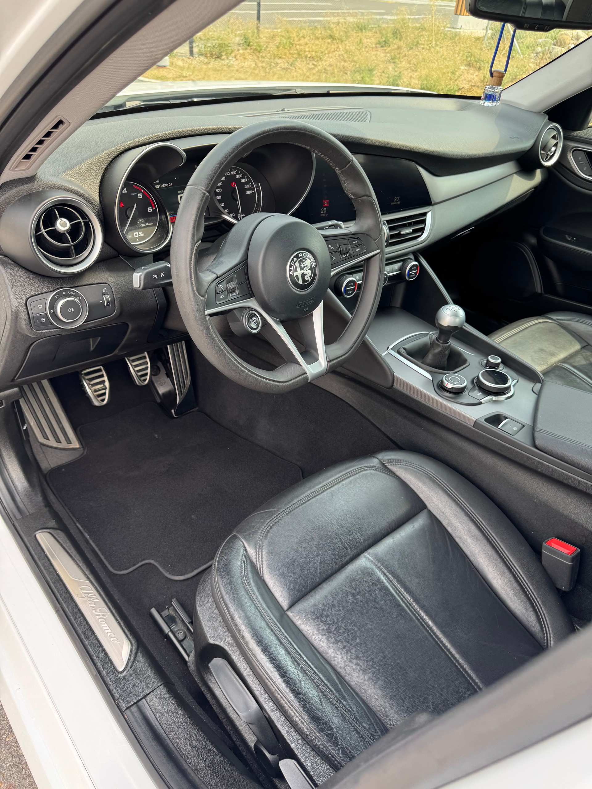 ALFA ROMEO 2.2 D 180 Super-image-5