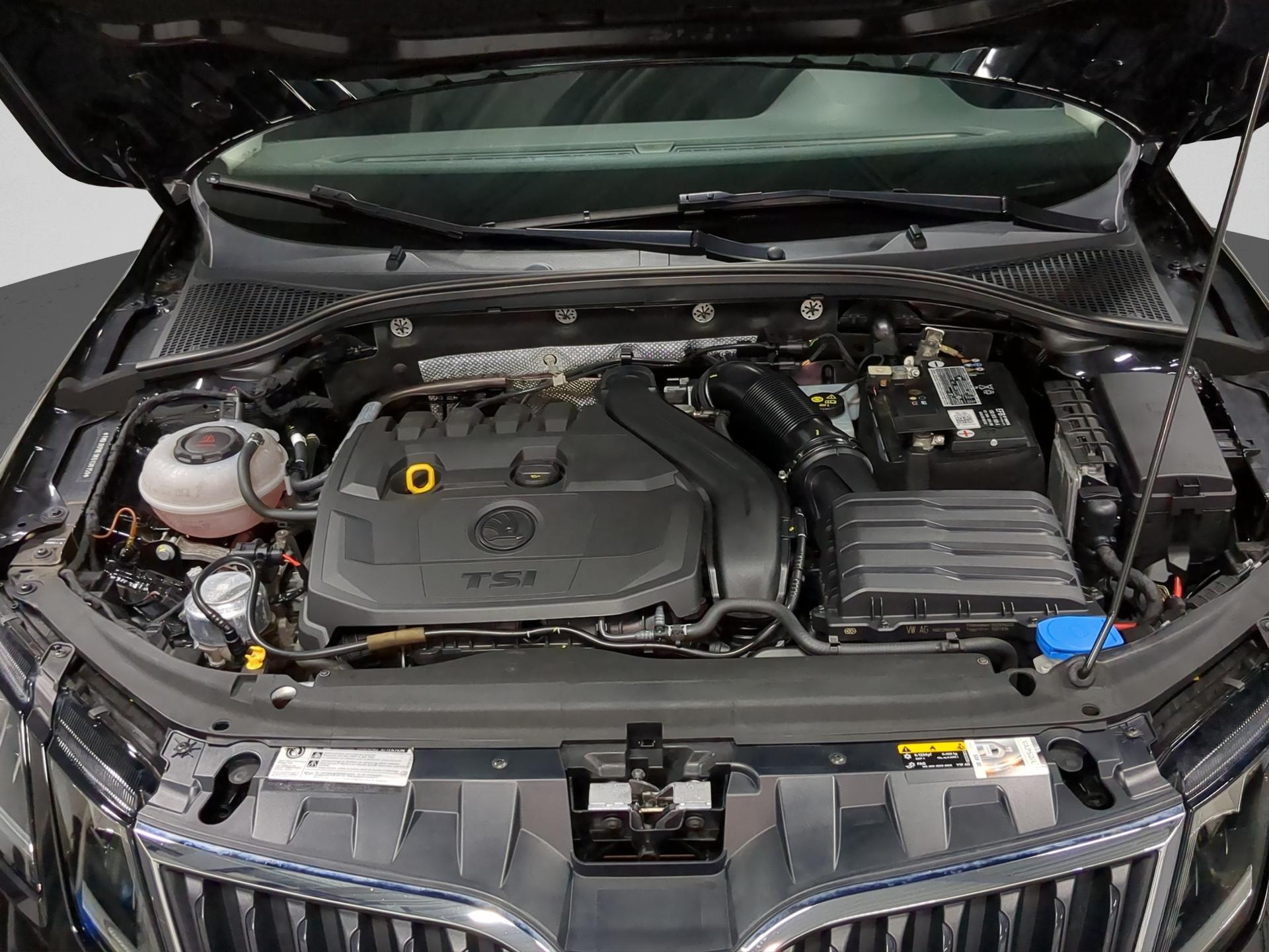SKODA Octavia Combi 1.5 TSI Soleil DSG-image-20