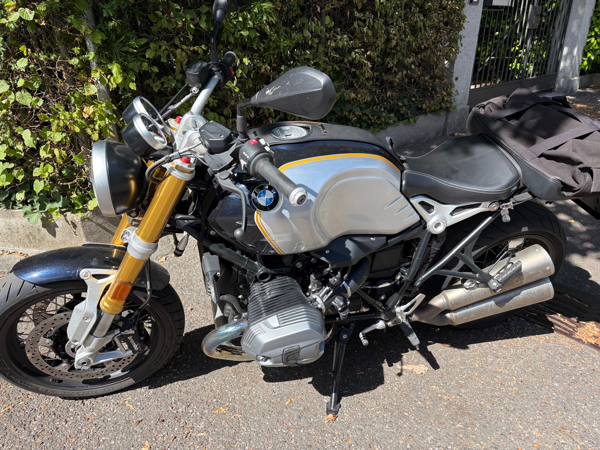 BMW R NINE T-image-1