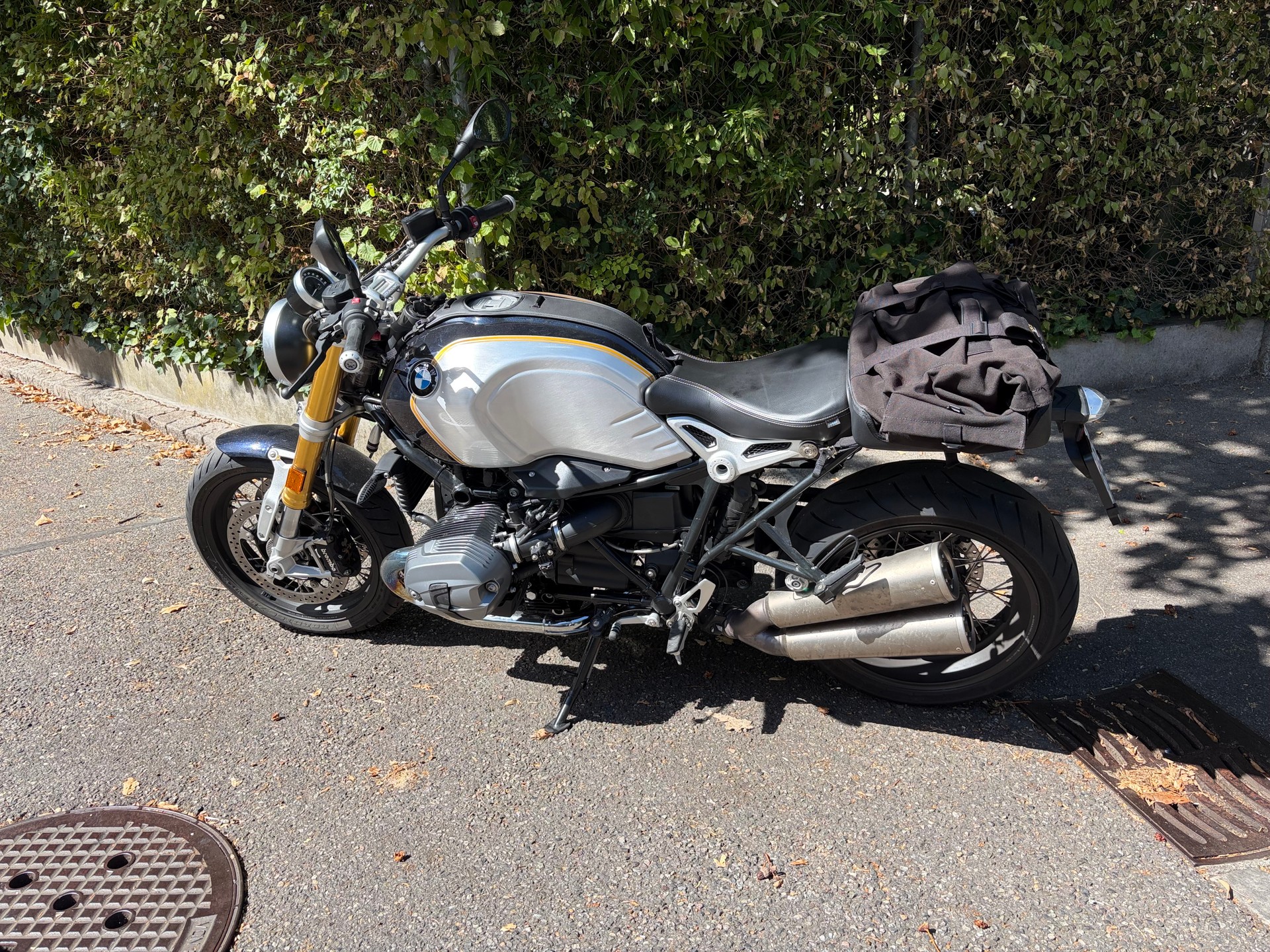 BMW R NINE T-image-0