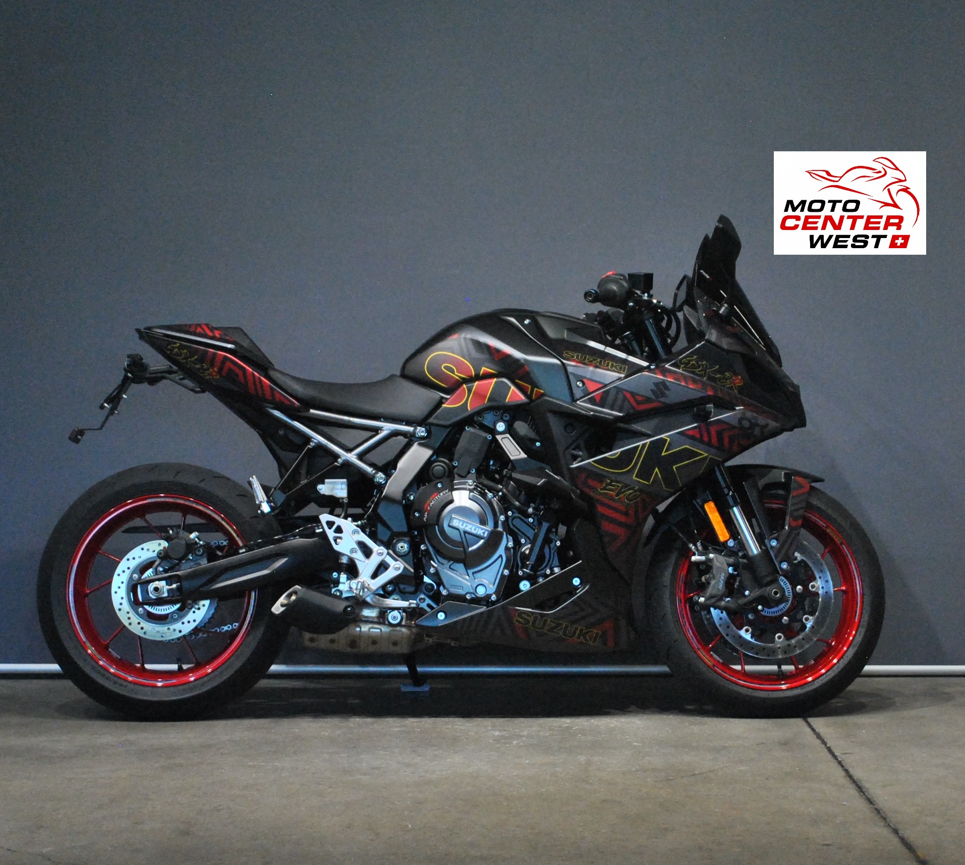 SUZUKI GSX-8R-image-1