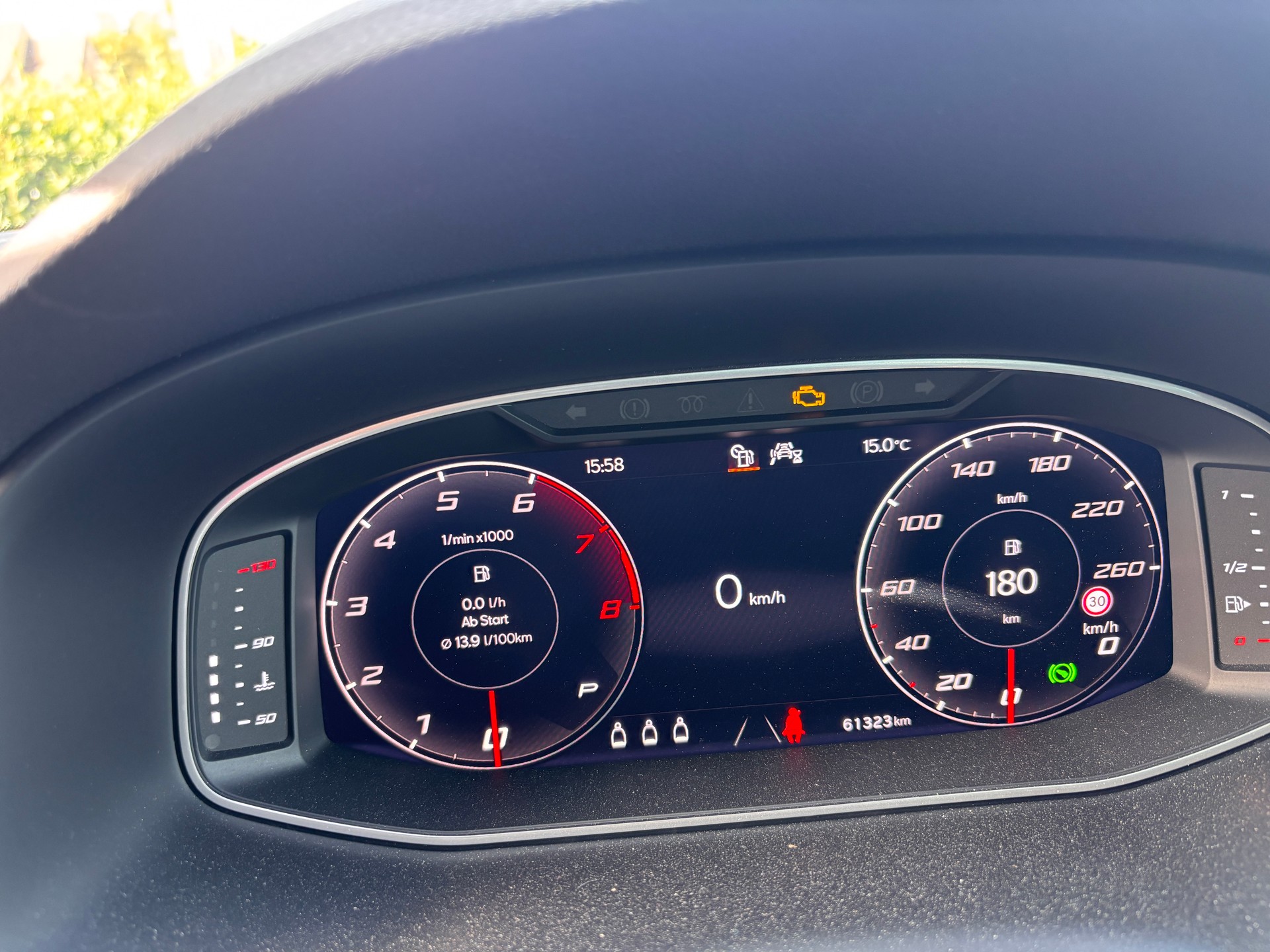 SEAT 2.0 TSI Hola Xperience 4Drive DSG-image-9